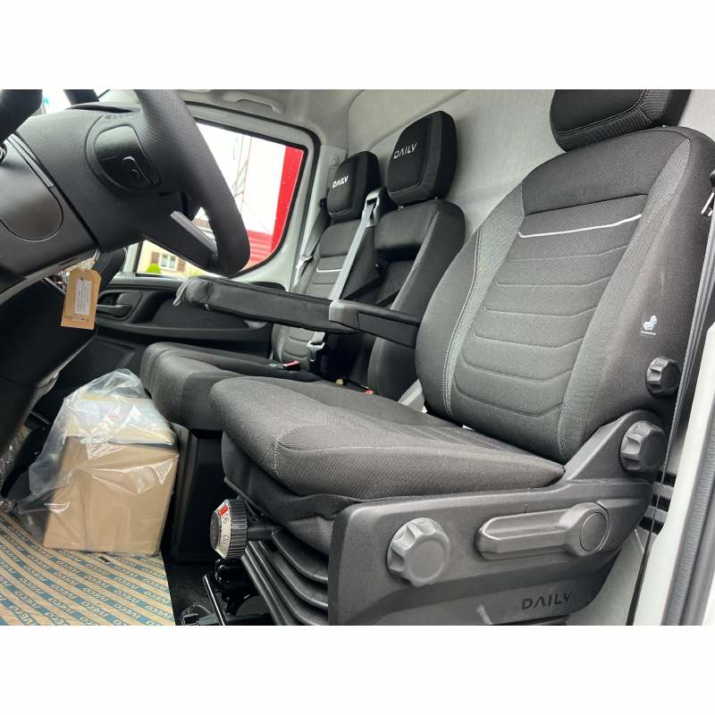 IVECO Daily 35 S 18HA8 K.-Ch. 3750 3.0 HPI 180 Hager Möbelkoffer mit Hebebühne - 13