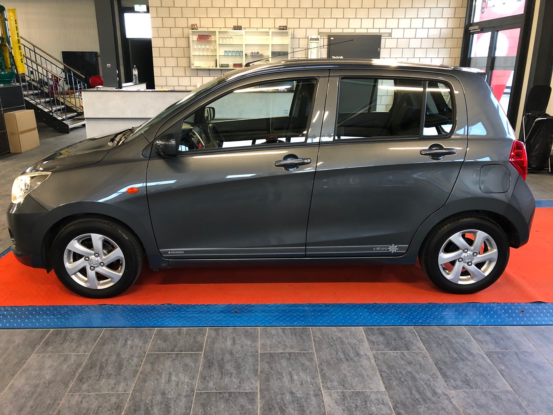 SUZUKI Celerio 1.0 Tradizio Top - 9