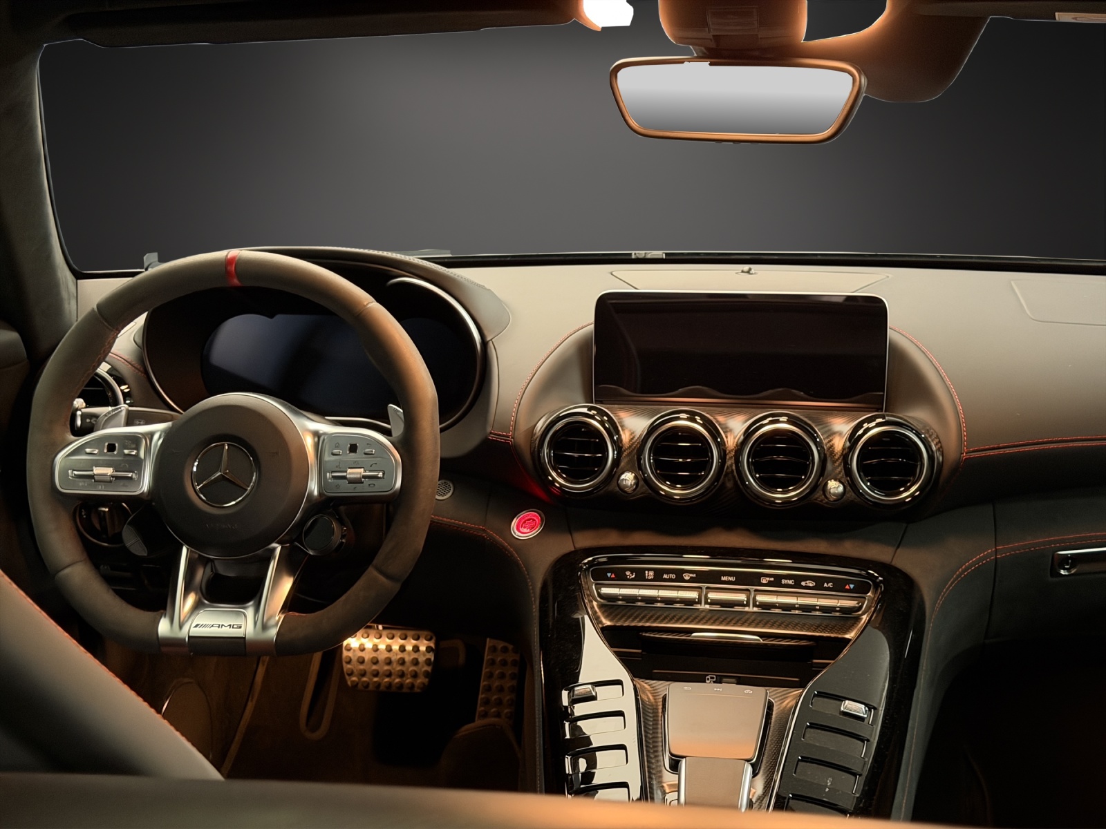 MERCEDES-BENZ AMG GT C Speedshift DCT - 13