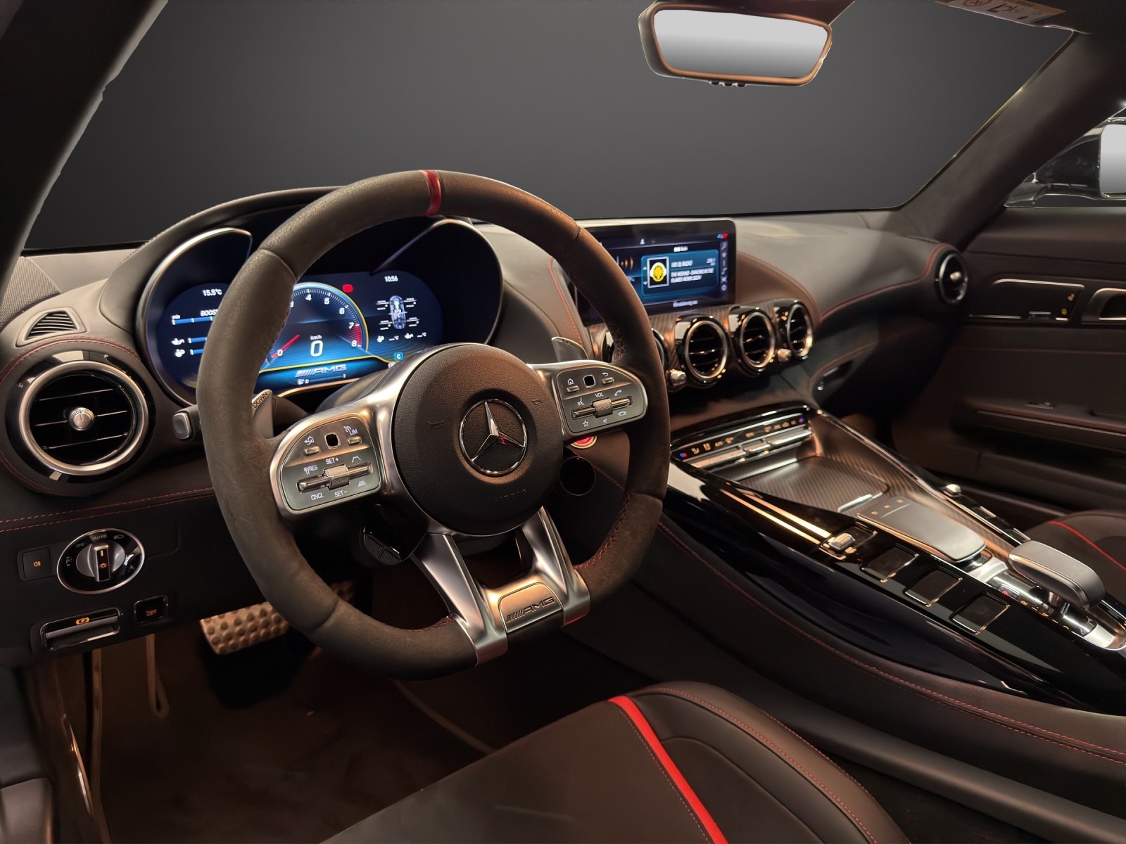MERCEDES-BENZ AMG GT C Speedshift DCT - 12