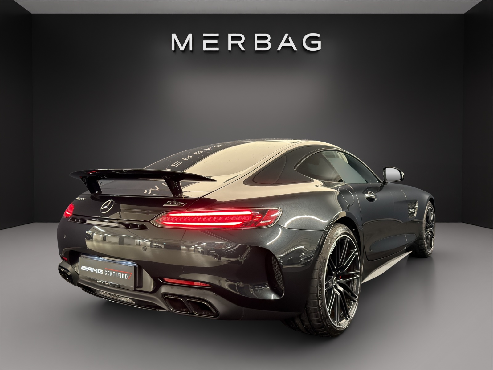 MERCEDES-BENZ AMG GT C Speedshift DCT - 3