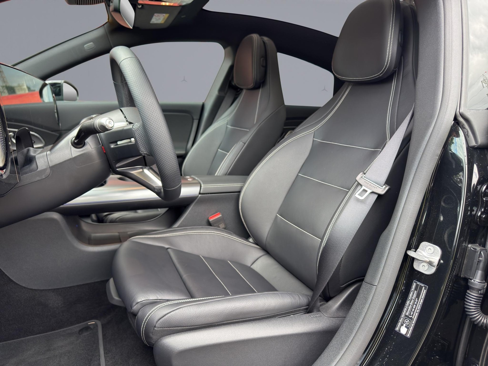 MERCEDES-BENZ CLA 220 AMG Line 4matic - Neues Modell - 11