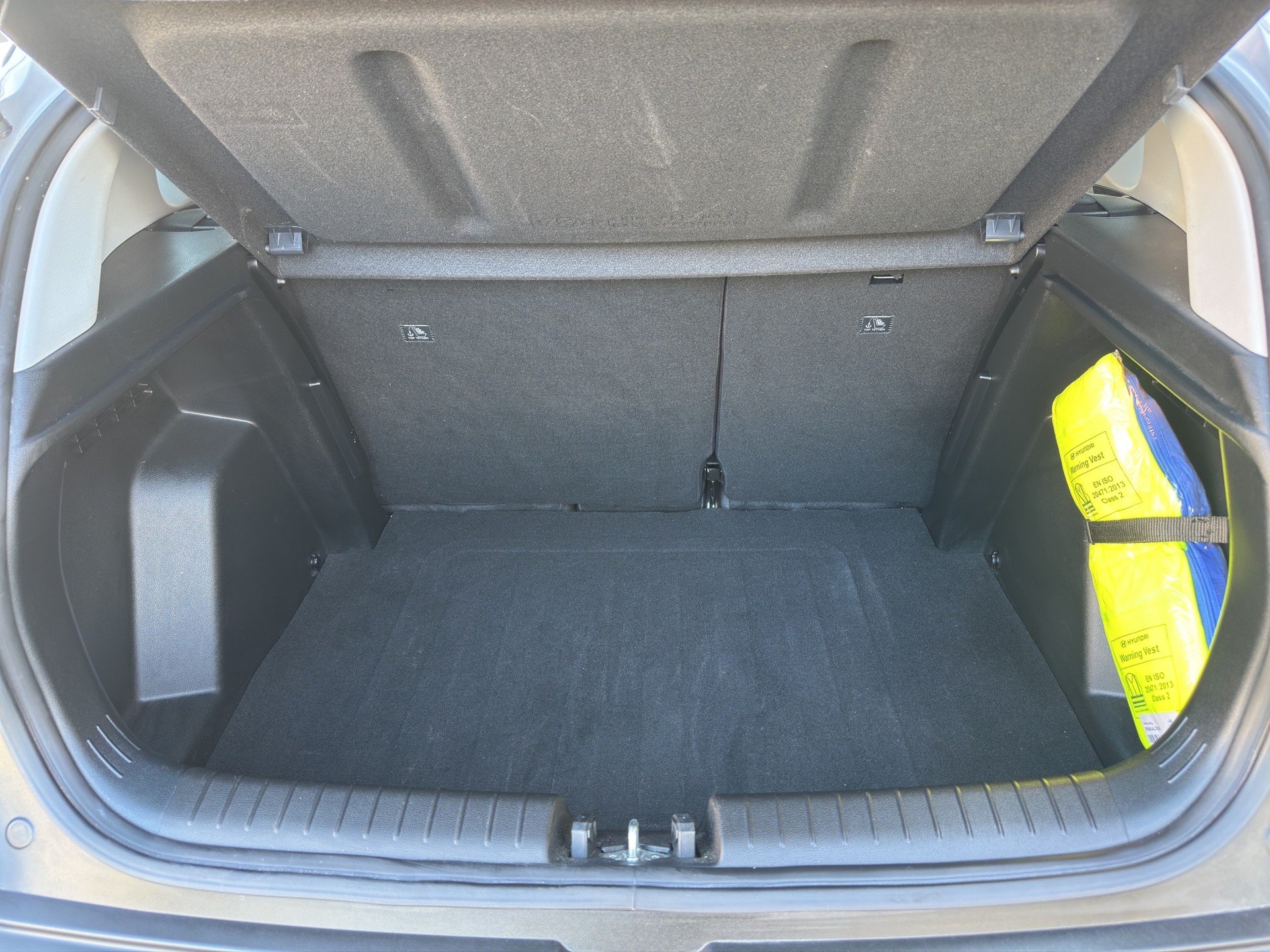 HYUNDAI Bayon 1.0 T-GDi Amplia DCT - 18