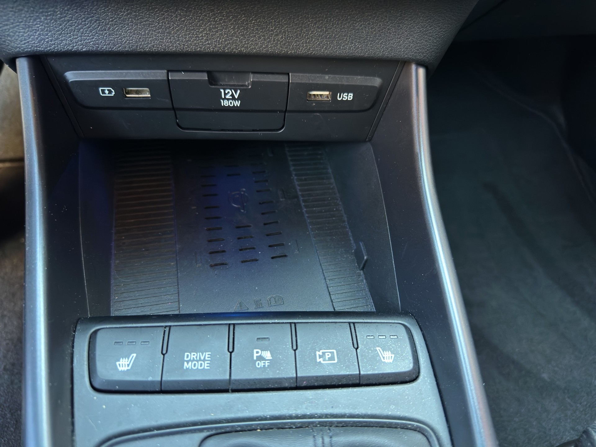 HYUNDAI Bayon 1.0 T-GDi Amplia DCT - 24