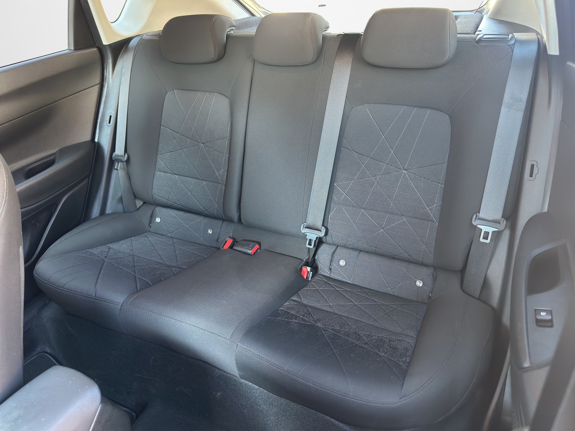 HYUNDAI Bayon 1.0 T-GDi Amplia DCT - 12