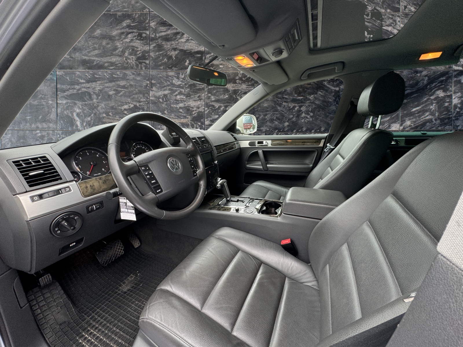 VW Touareg 3.0 TDI - 10