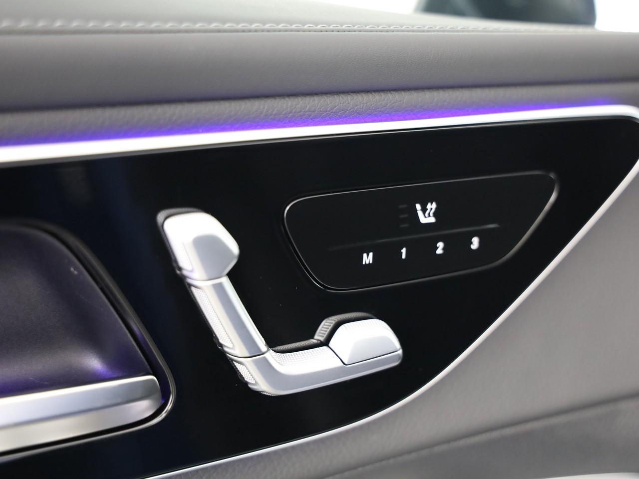 MERCEDES-BENZ GLC 220 d 4Matic 9G-Tronic - 13