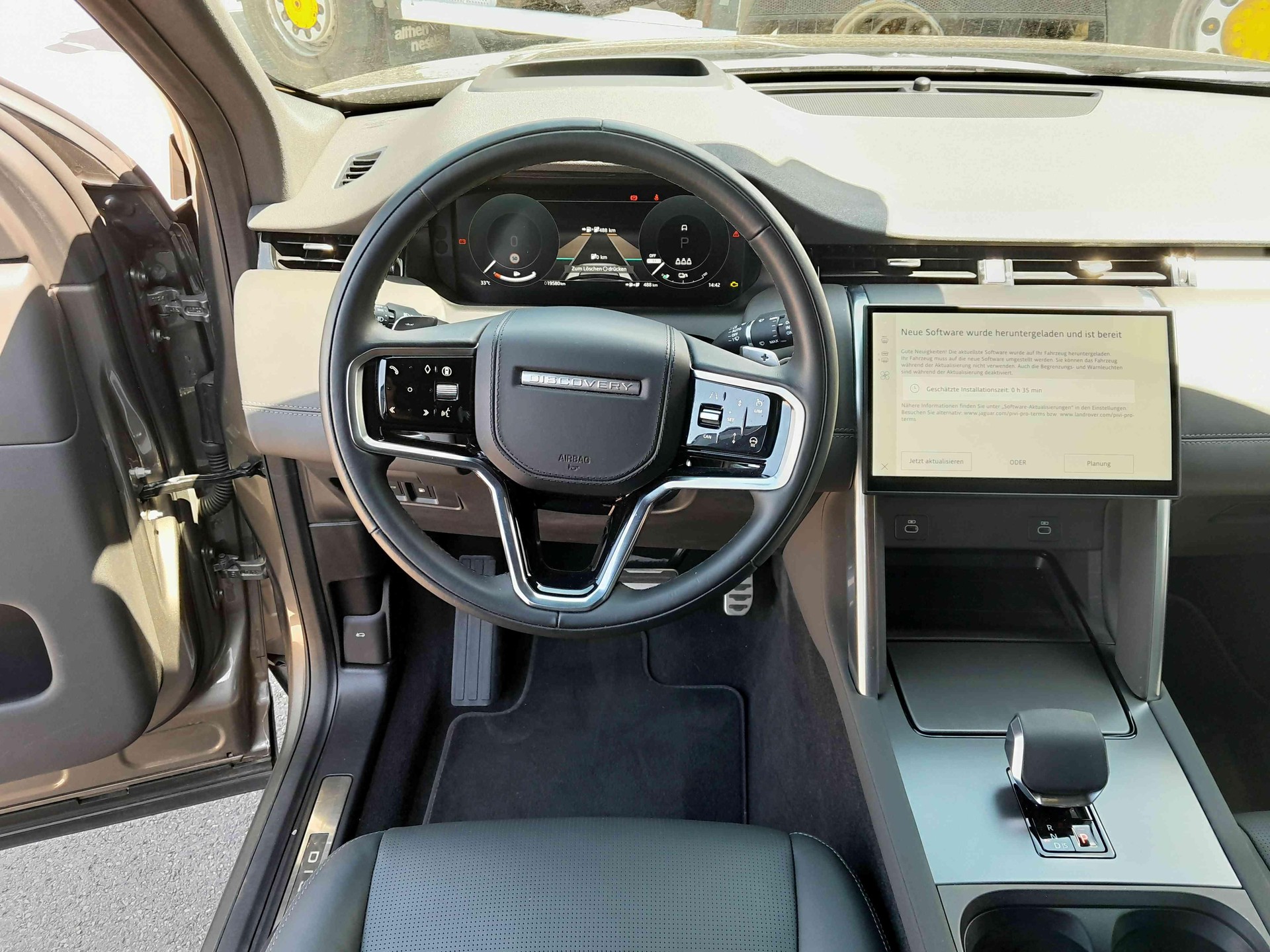LAND ROVER Discovery Sport 1.5 T 270e Dynamic HSE - 11