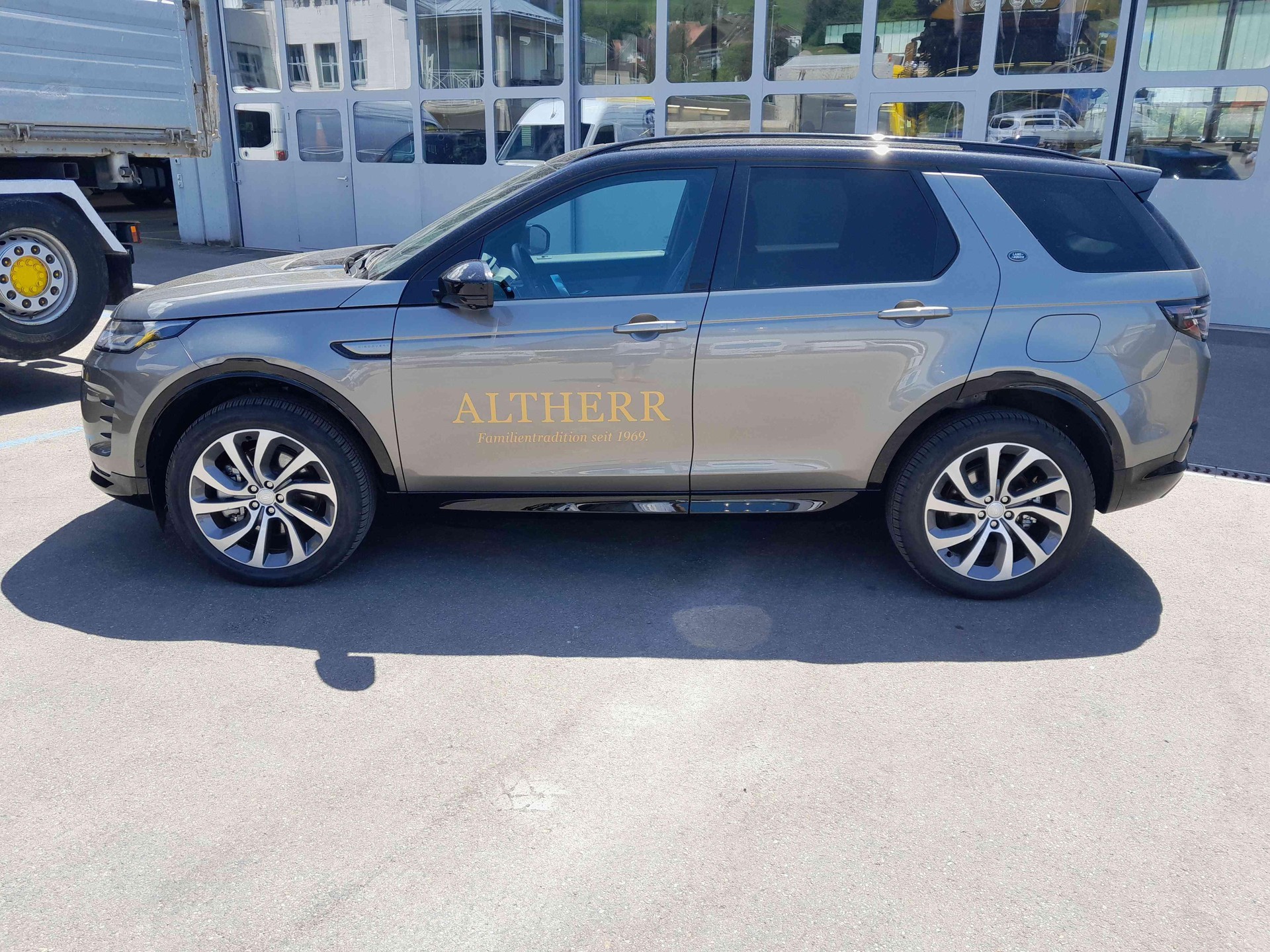 LAND ROVER Discovery Sport 1.5 T 270e Dynamic HSE - 2