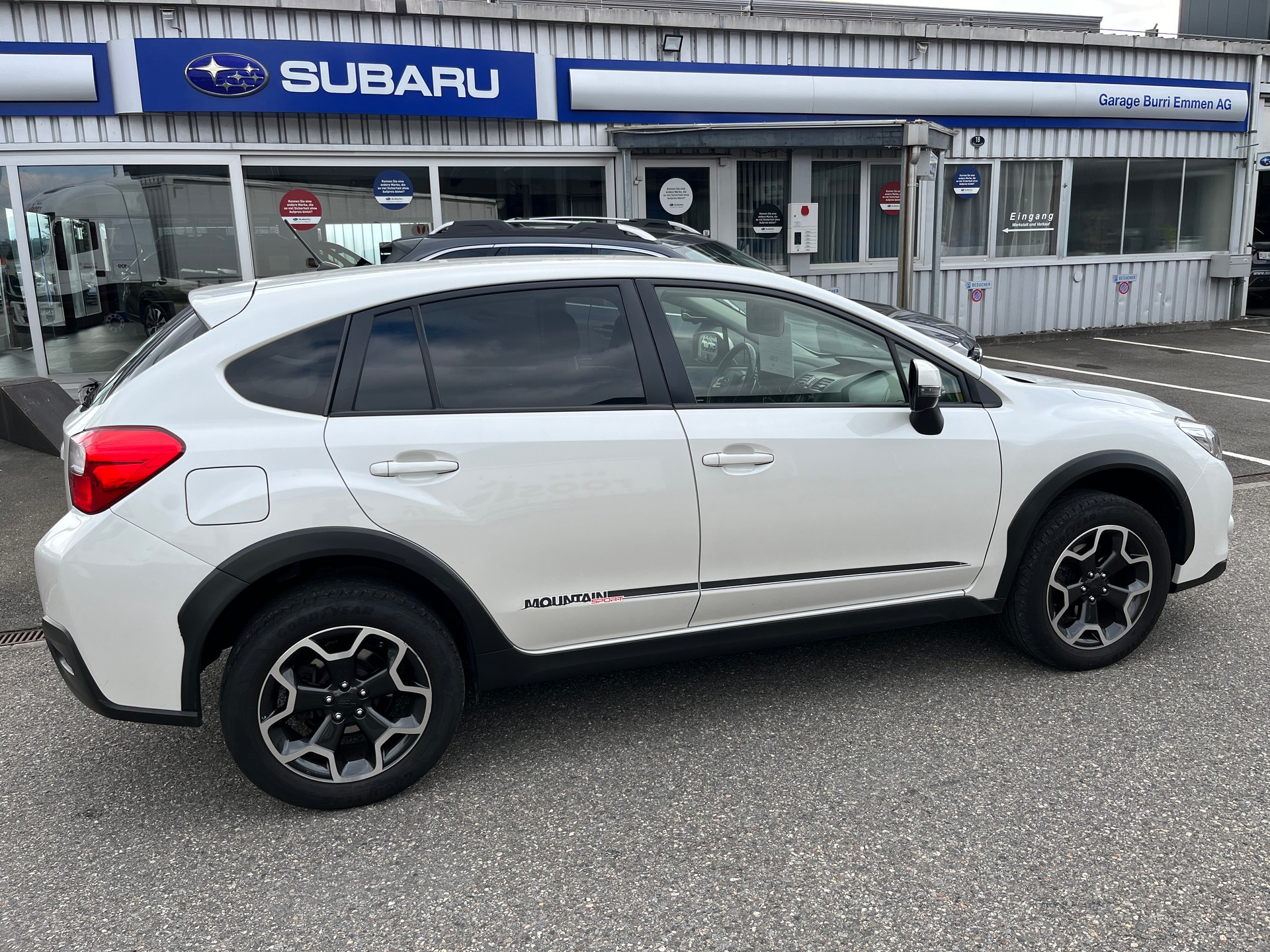 SUBARU XV 2.0 Swiss Two AWD CVT - 3