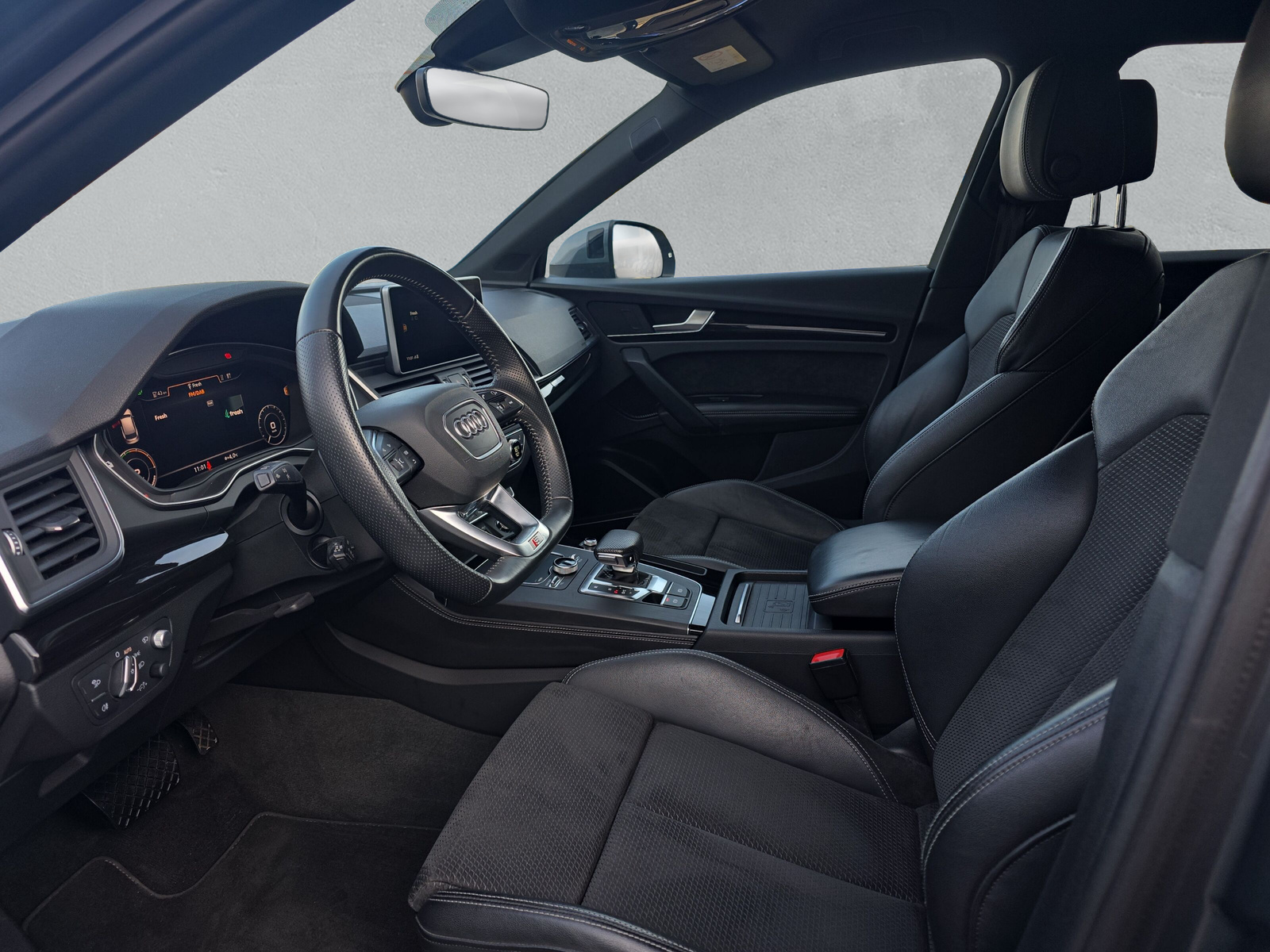 AUDI Q5 55 TFSI e sport quattro - 11