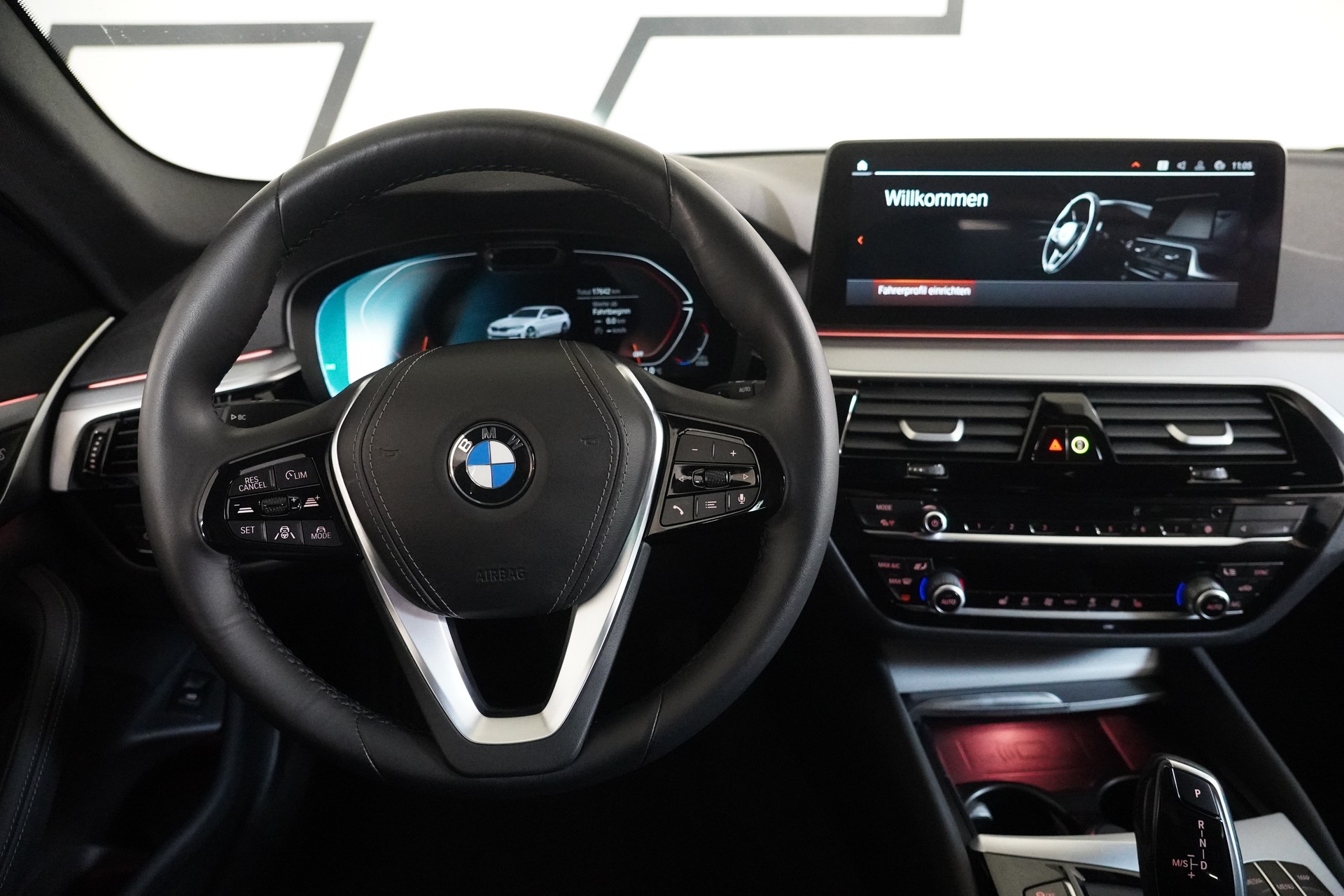 BMW 530d xDrive 48V Touring Steptronic - 21