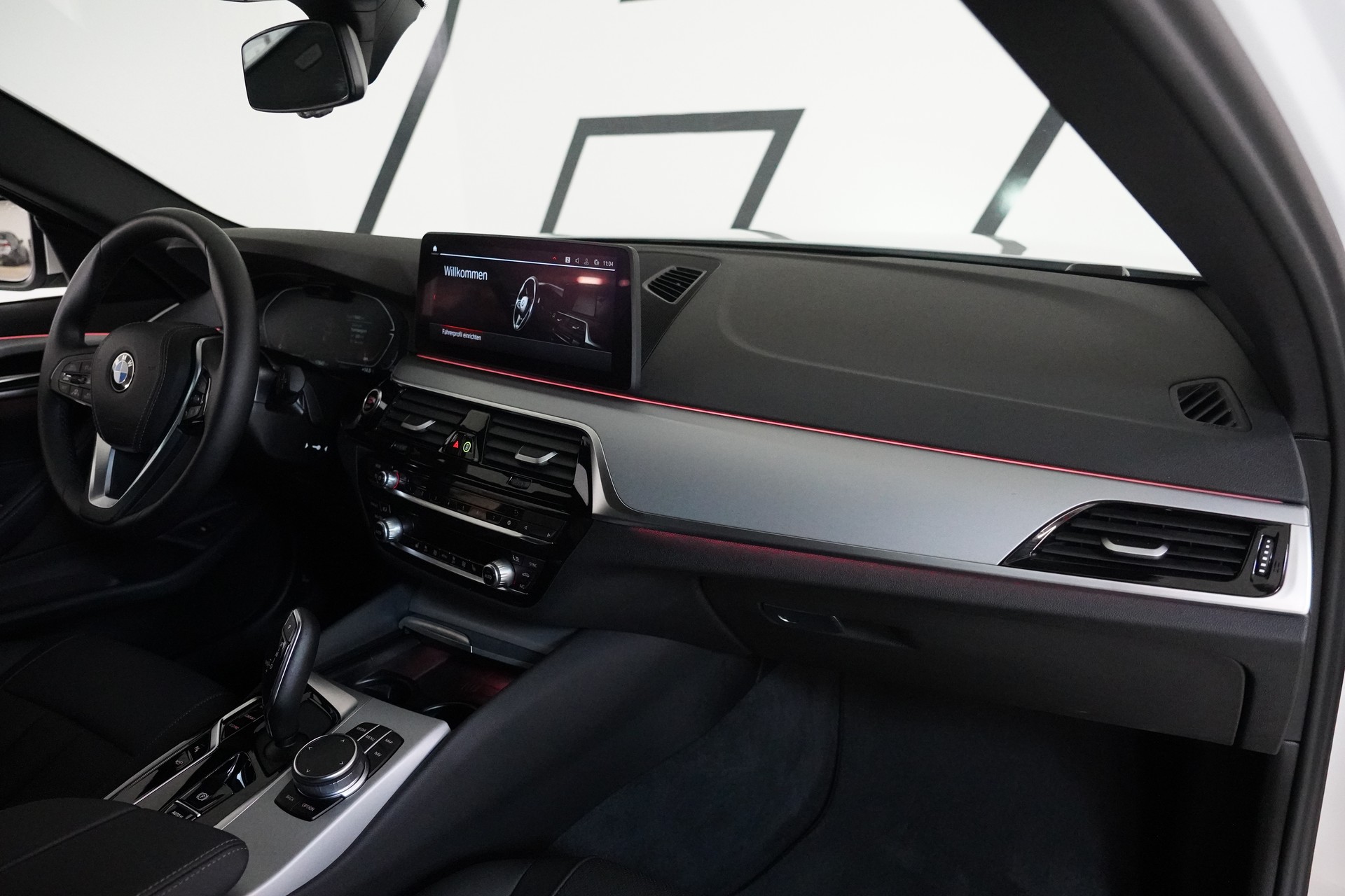 BMW 530d xDrive 48V Touring Steptronic - 17