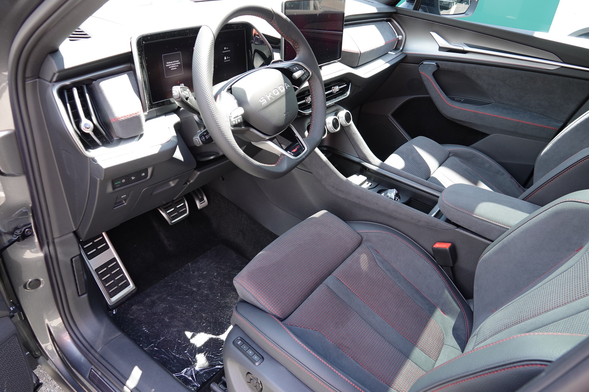 SKODA Kodiaq 2.0 TSI RS - 10