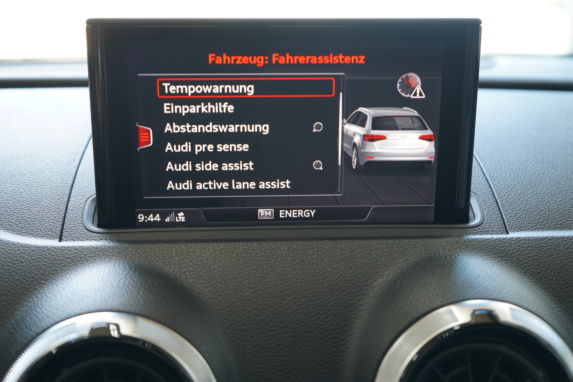AUDI RS3 Sportback 2.5 TSI quattro S-tronic - 21