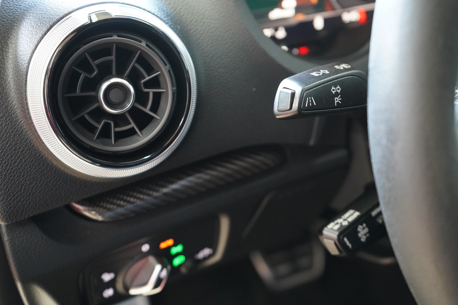 AUDI RS3 Sportback 2.5 TSI quattro S-tronic - 24