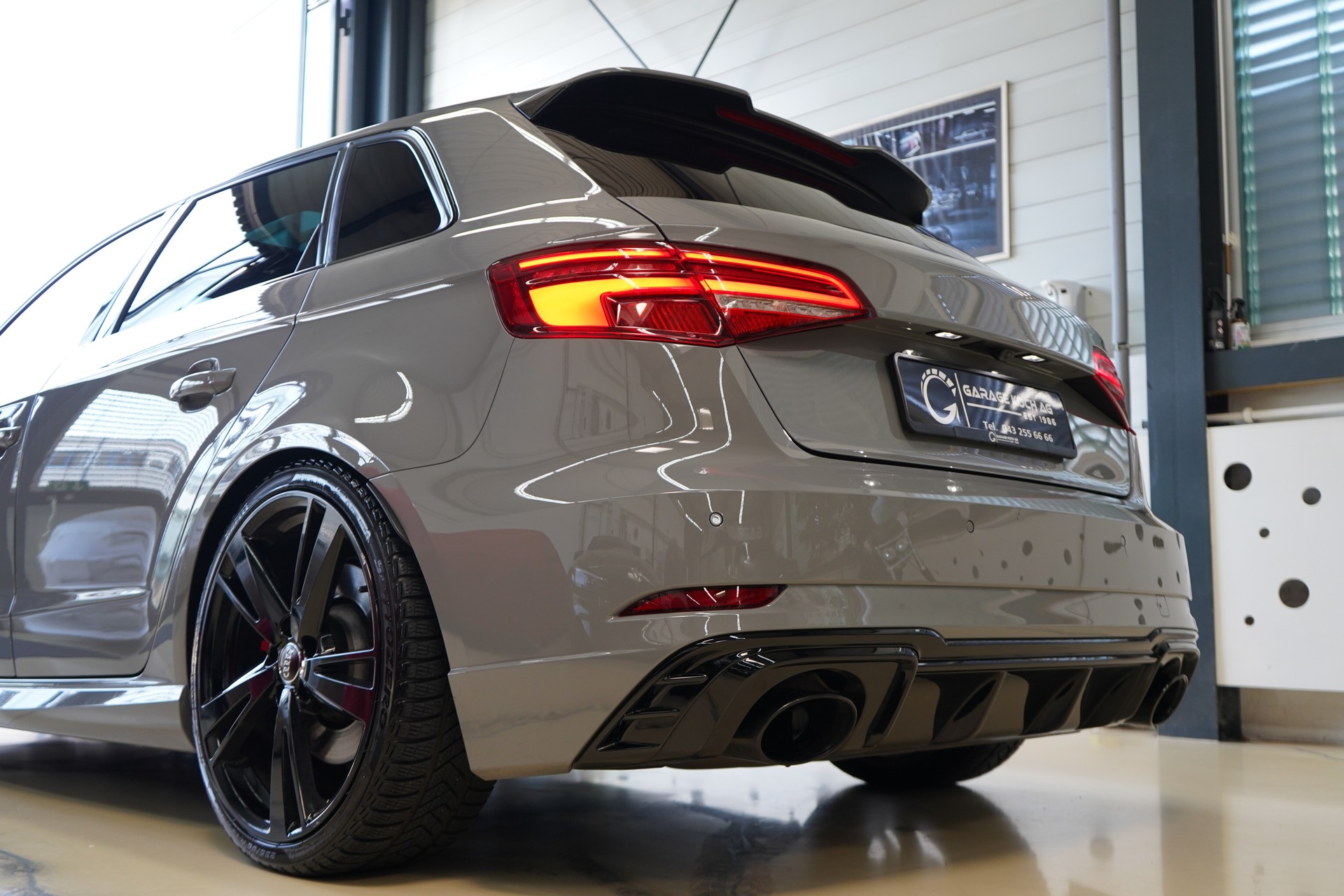 AUDI RS3 Sportback 2.5 TSI quattro S-tronic - 8