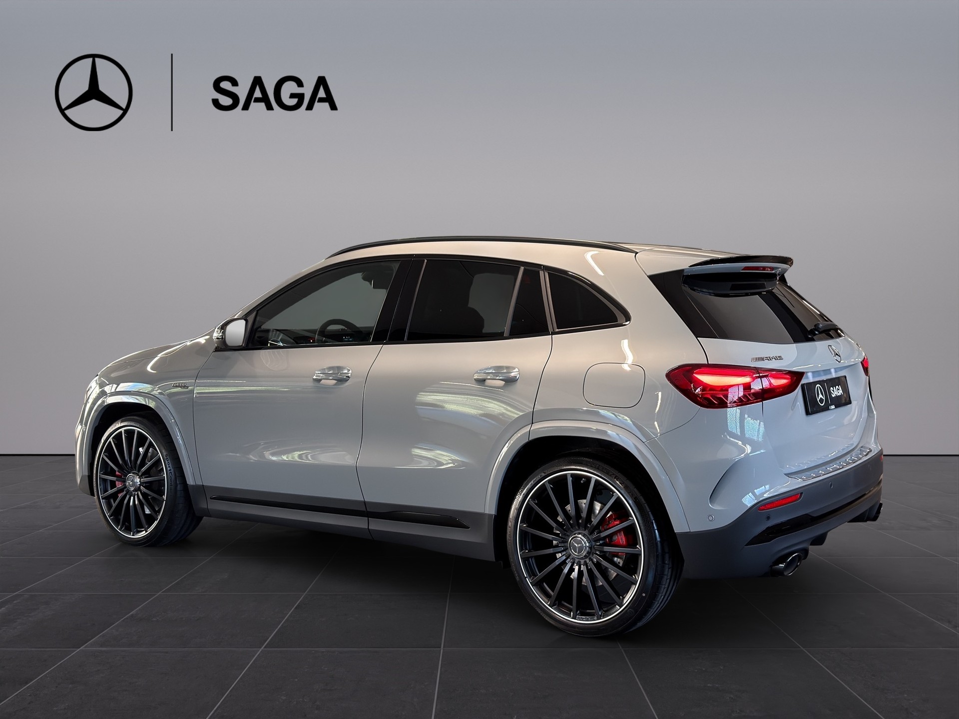 MERCEDES-BENZ GLA AMG 35 4Matic 8G-DCT - 5