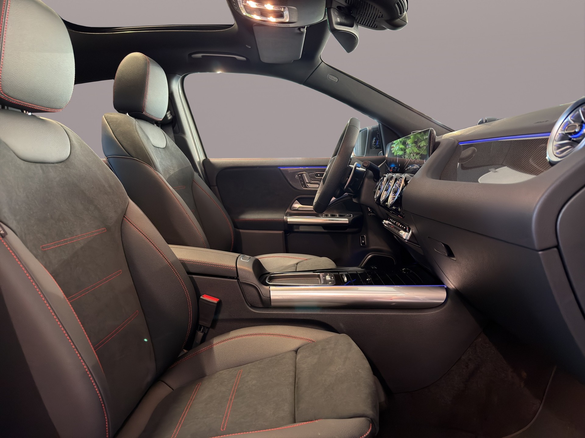 MERCEDES-BENZ GLA AMG 35 4Matic 8G-DCT - 11