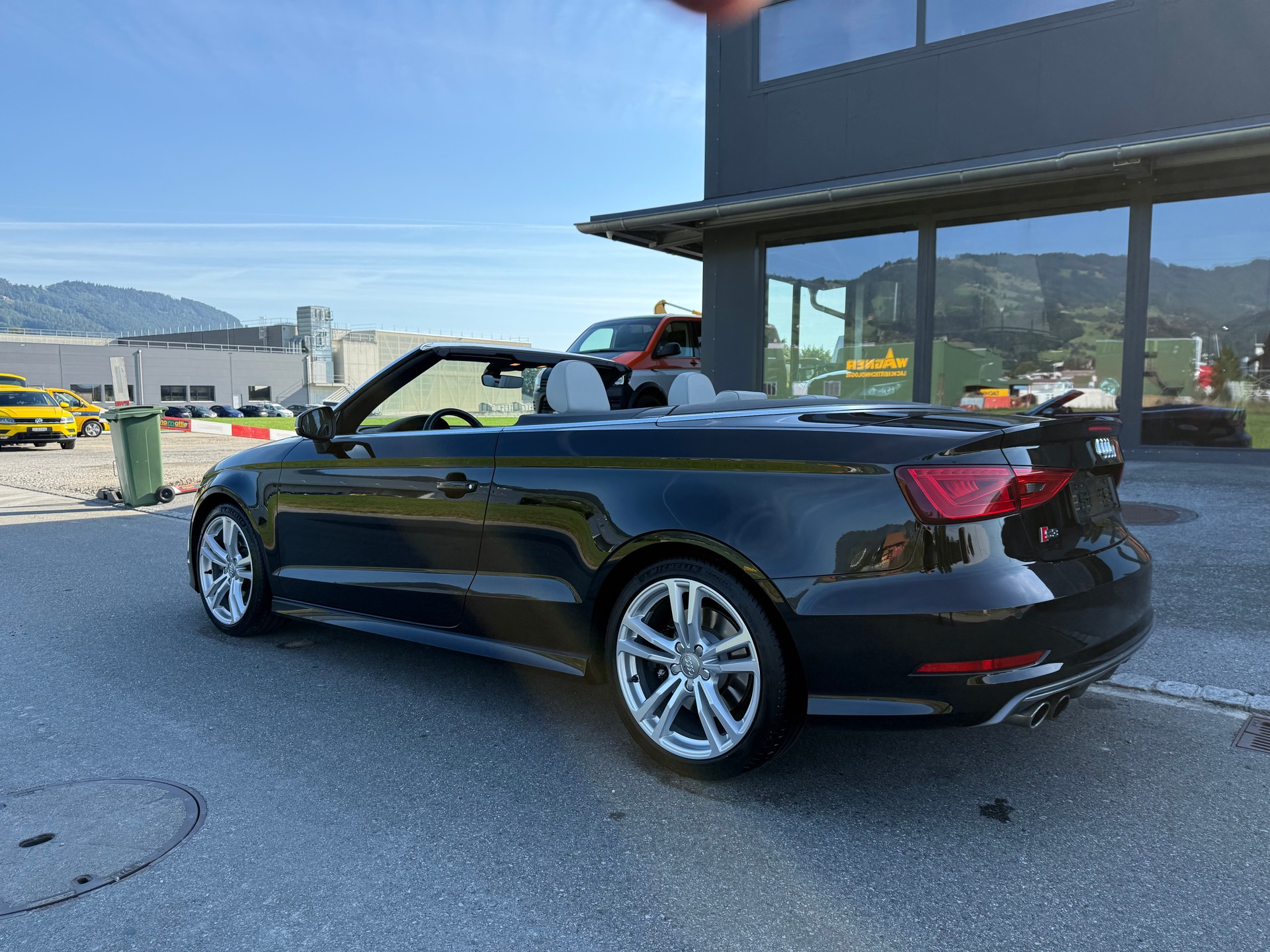 AUDI S3 Cabrio 2.0 TFSI quattro S-tronic - 8
