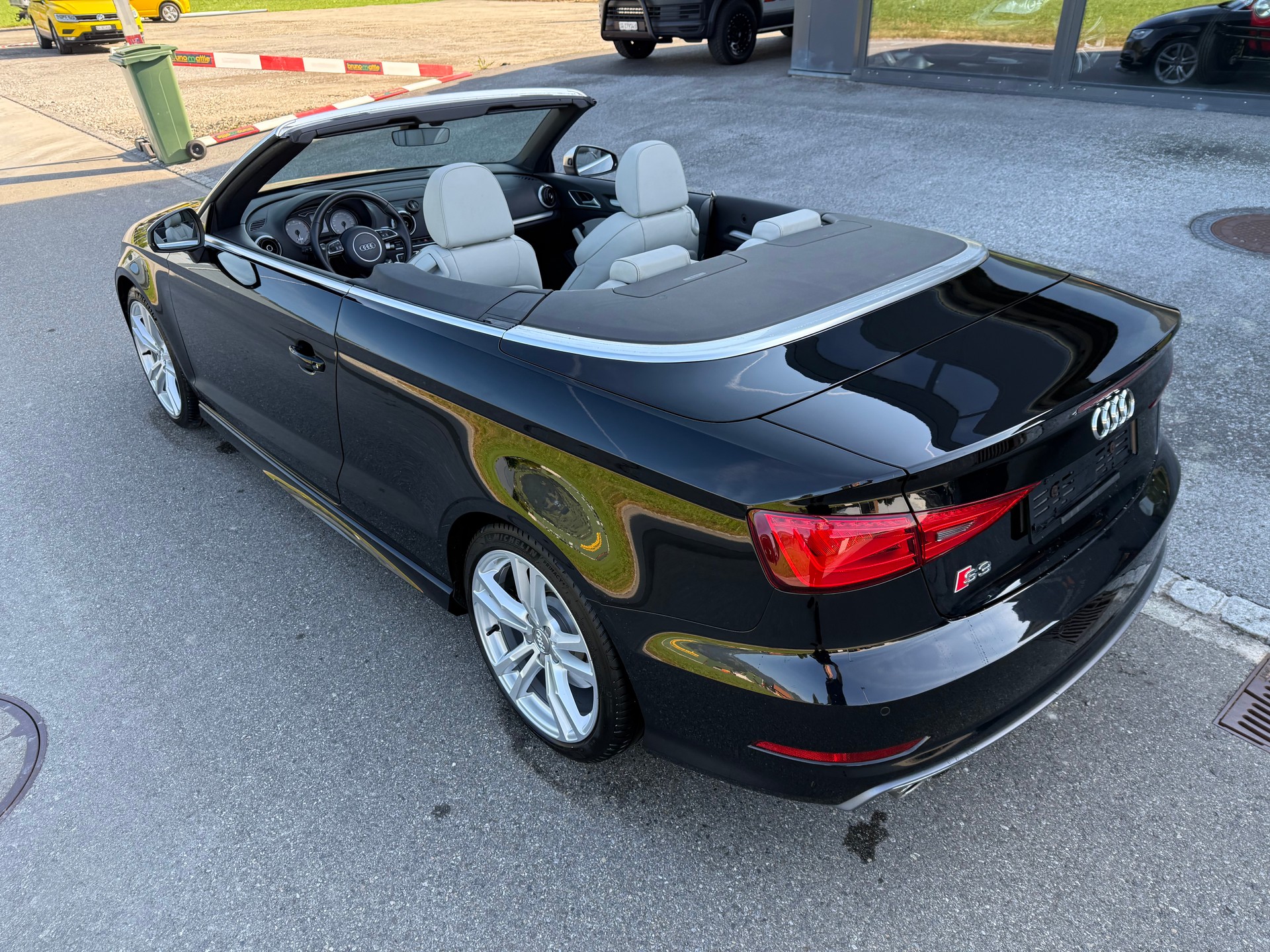 AUDI S3 Cabrio 2.0 TFSI quattro S-tronic - 6