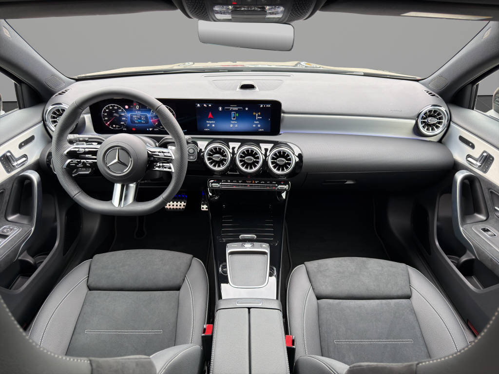 MERCEDES-BENZ A 250 AMG Line 4m - 9