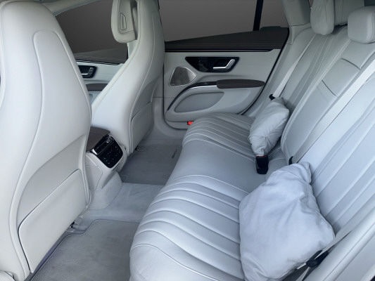MERCEDES-BENZ EQS 580 4M Executive - 6