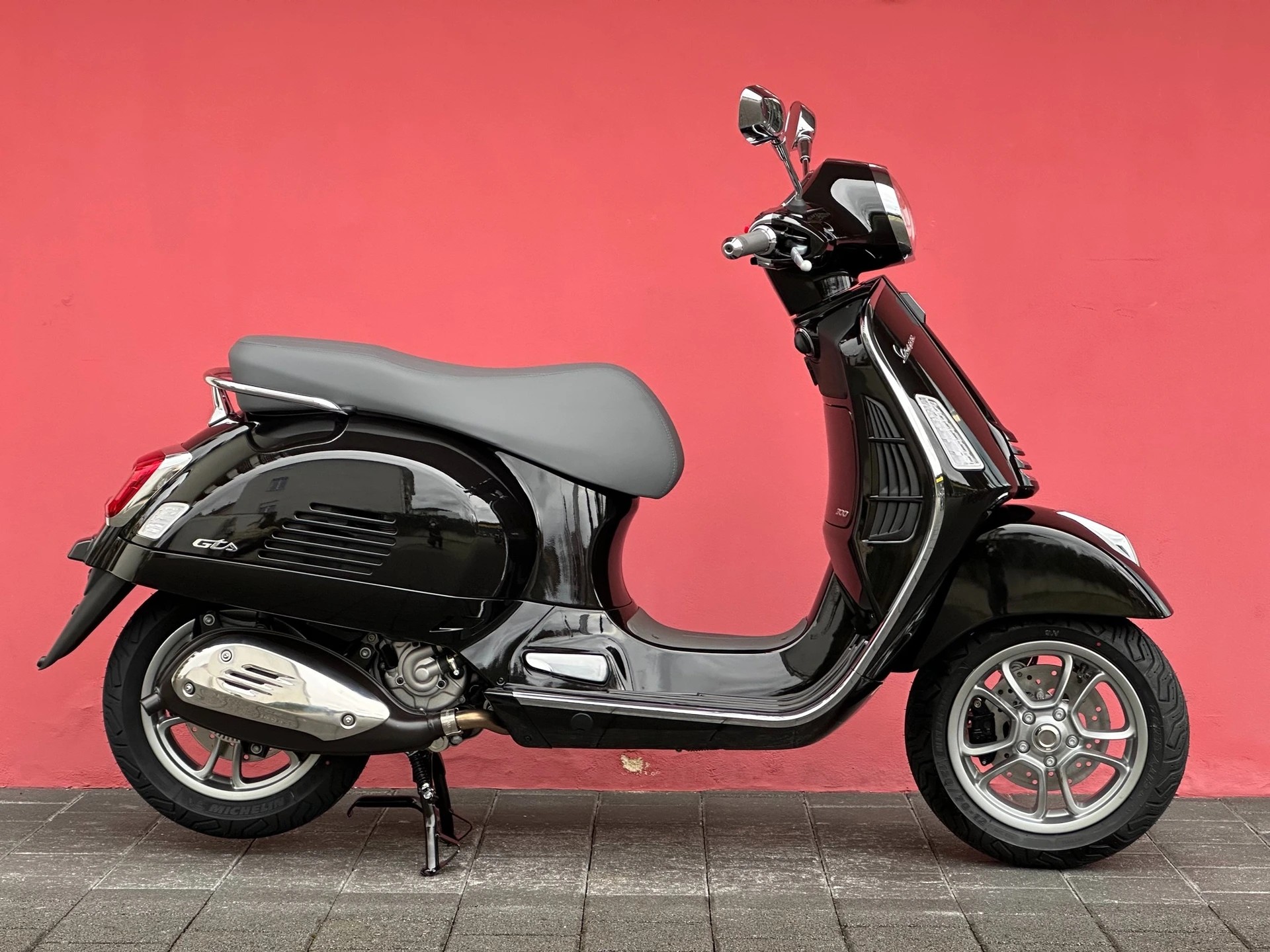 PIAGGIO Vespa GTS 125 RST Euro 5+ - 7