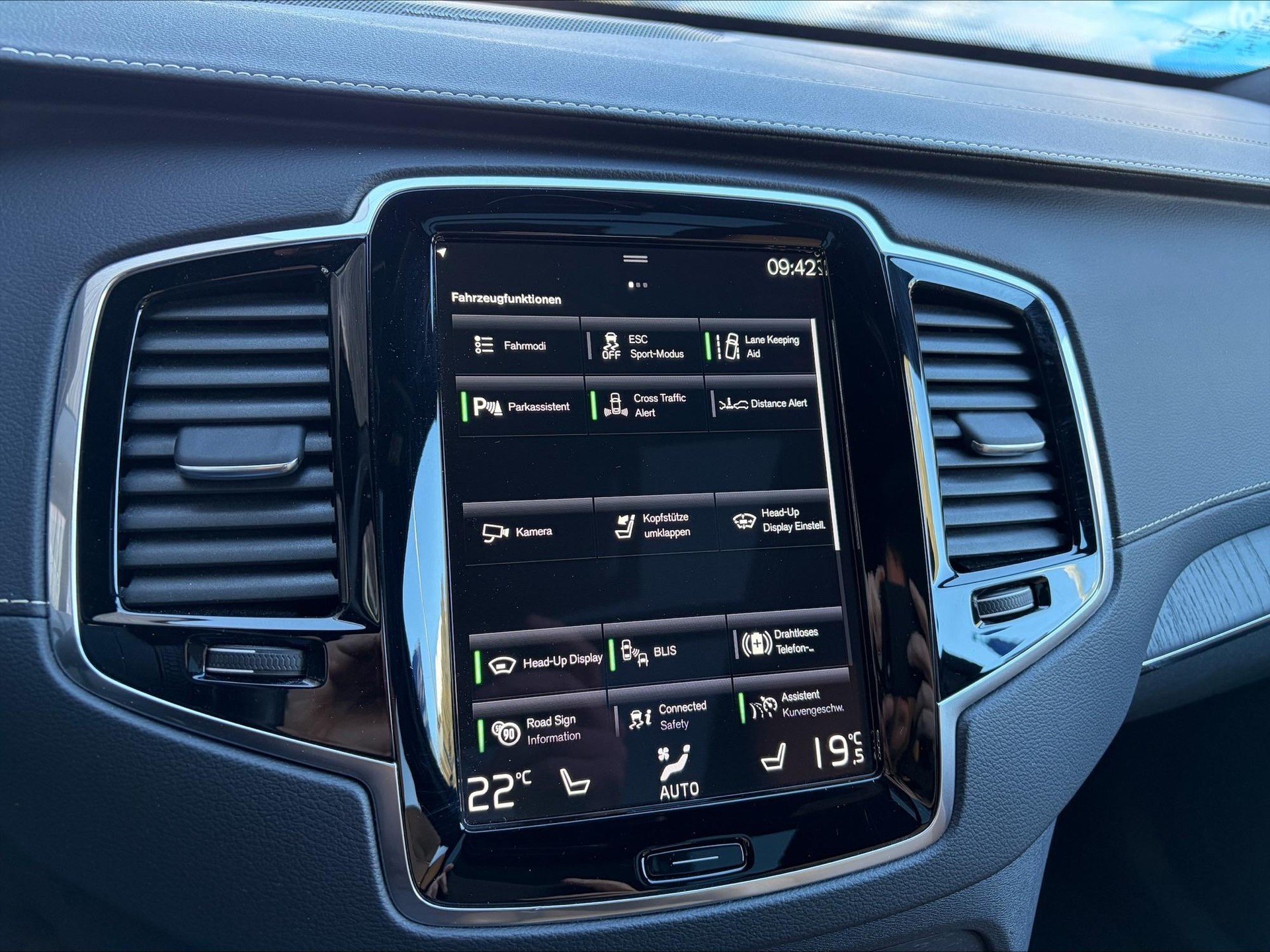 VOLVO XC90 2.0 B5 MH Inscription 7P. AWD - 14