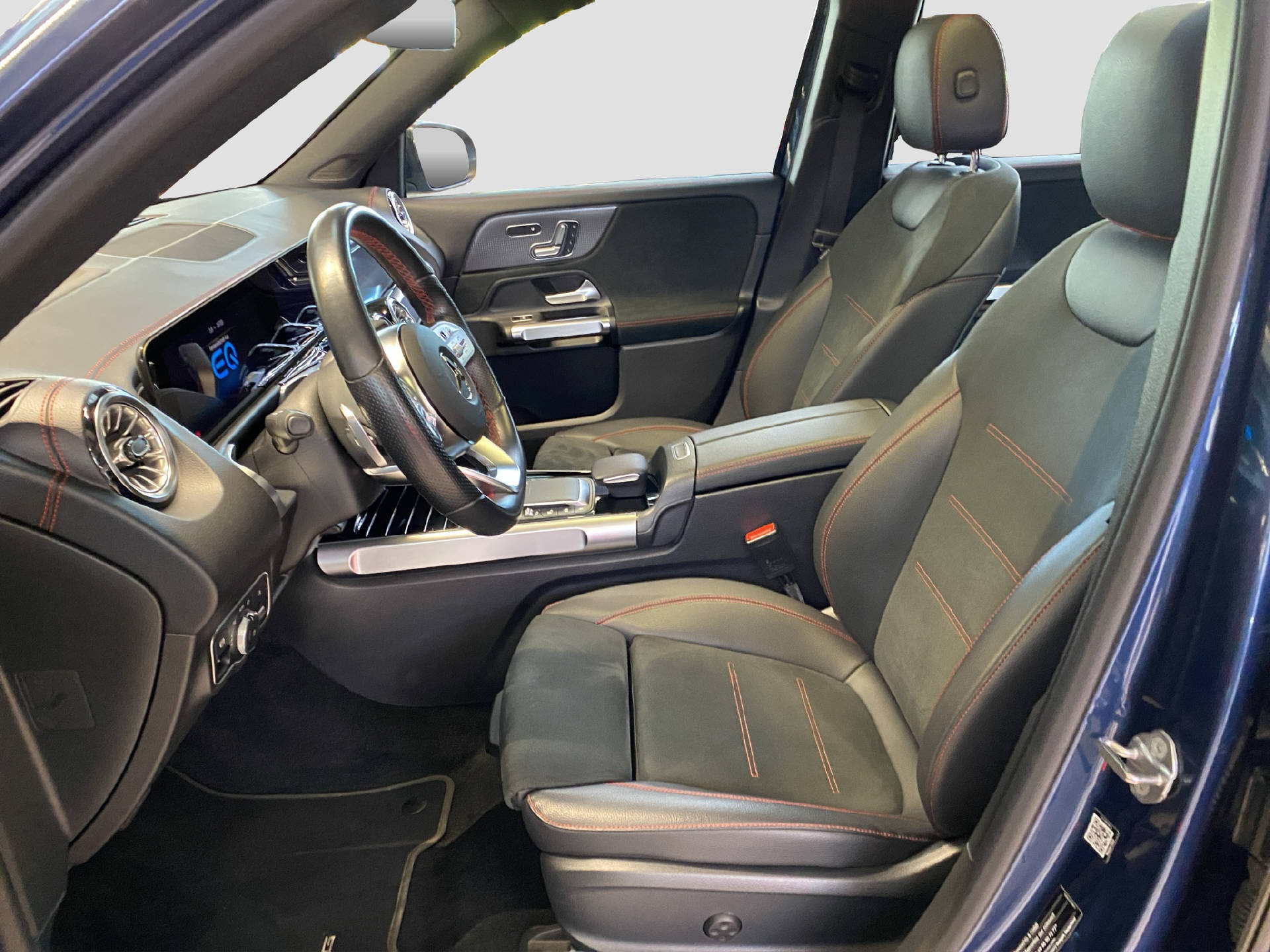 MERCEDES-BENZ EQB 350 AMG Line 4MATIC - 7