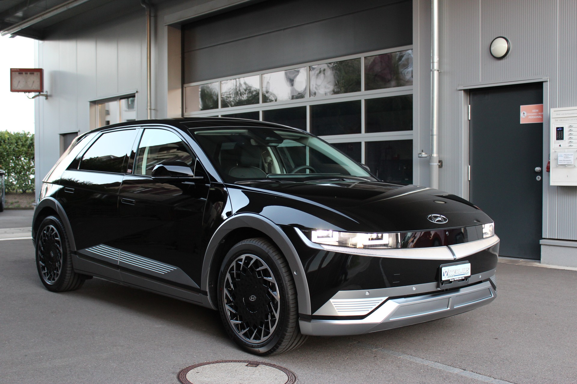 HYUNDAI Ioniq 5 72kWh Vertex 4WD - 21