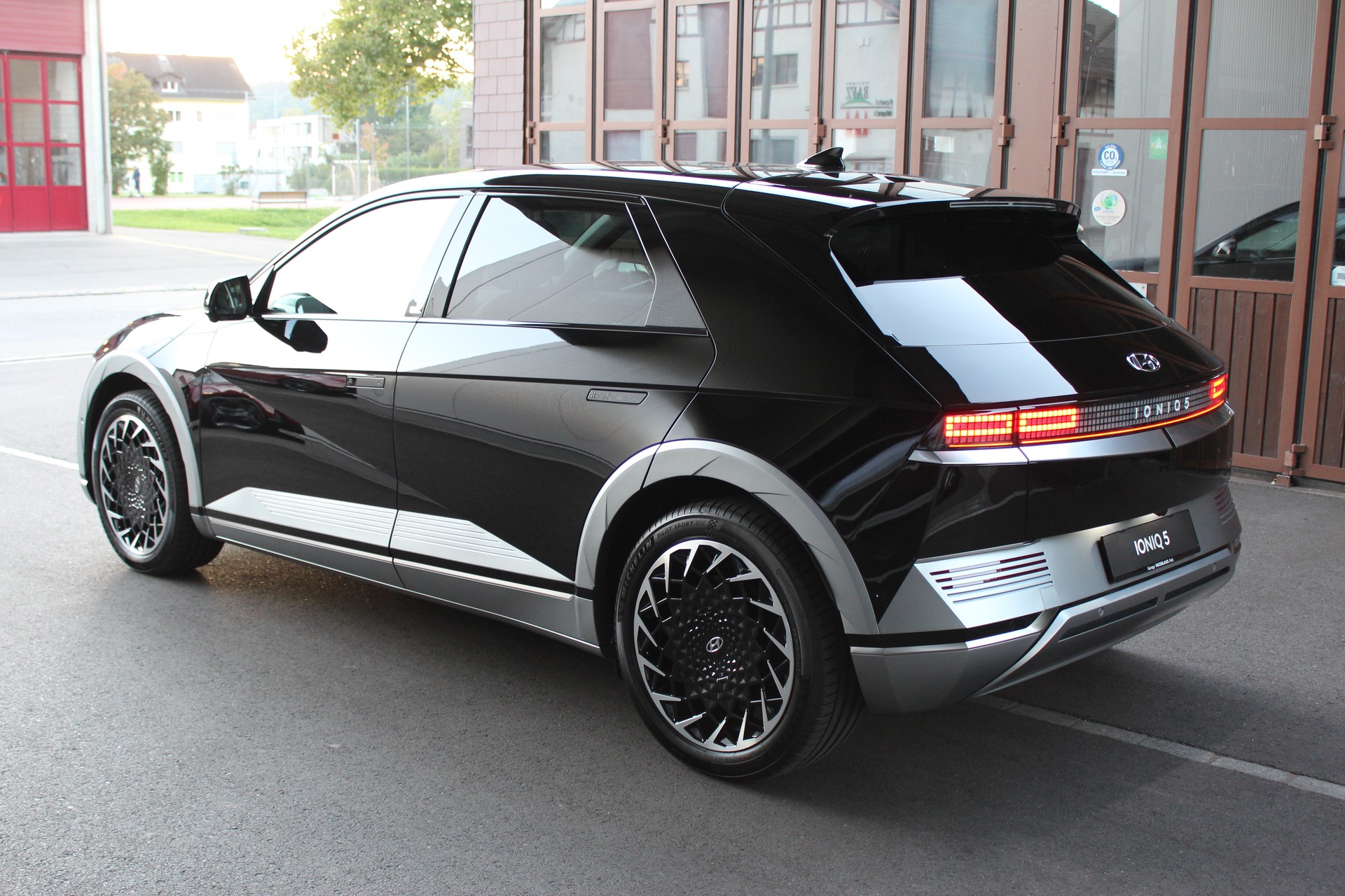 HYUNDAI Ioniq 5 72kWh Vertex 4WD - 25