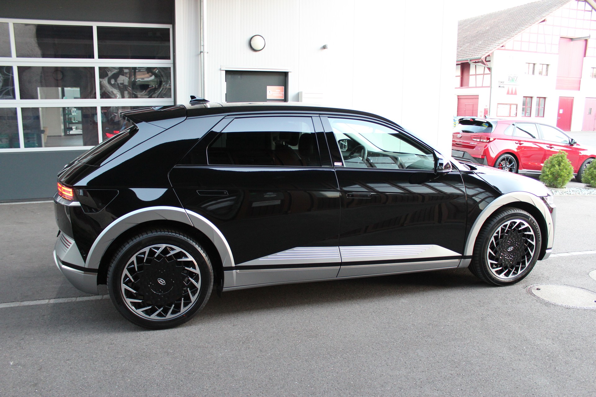 HYUNDAI Ioniq 5 72kWh Vertex 4WD - 23