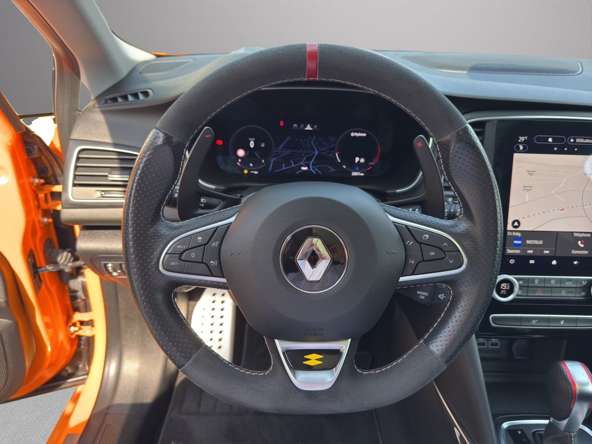 RENAULT Mégane Trophy 300 EDC - 12