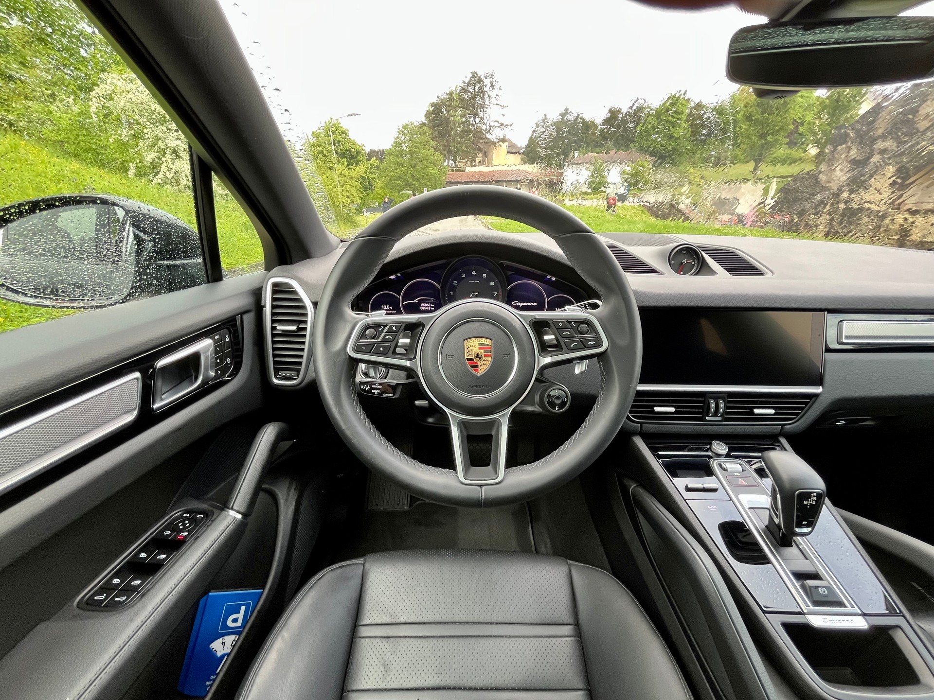 PORSCHE Cayenne Coupé Platinum Edition - 12