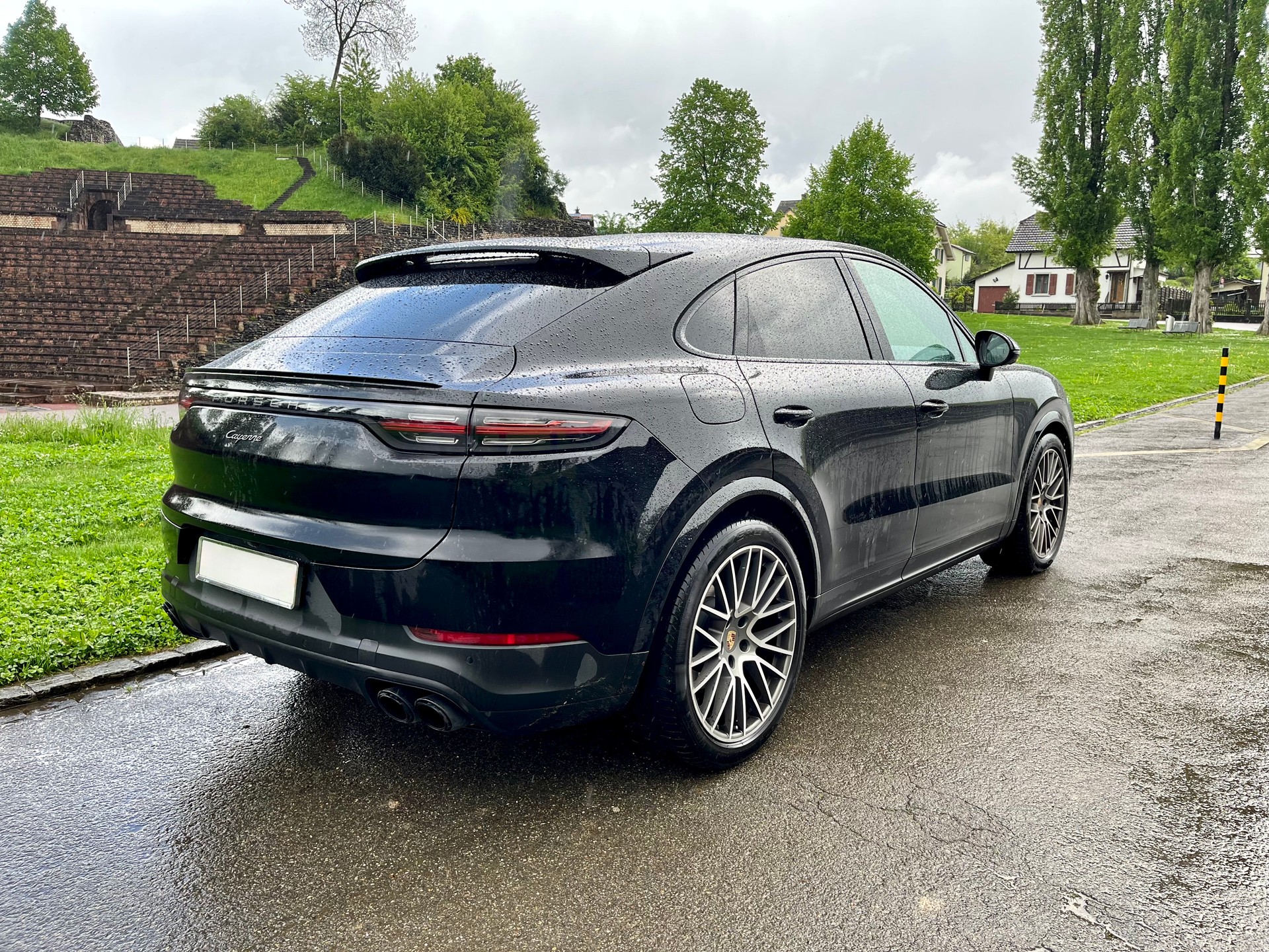 PORSCHE Cayenne Coupé Platinum Edition - 4