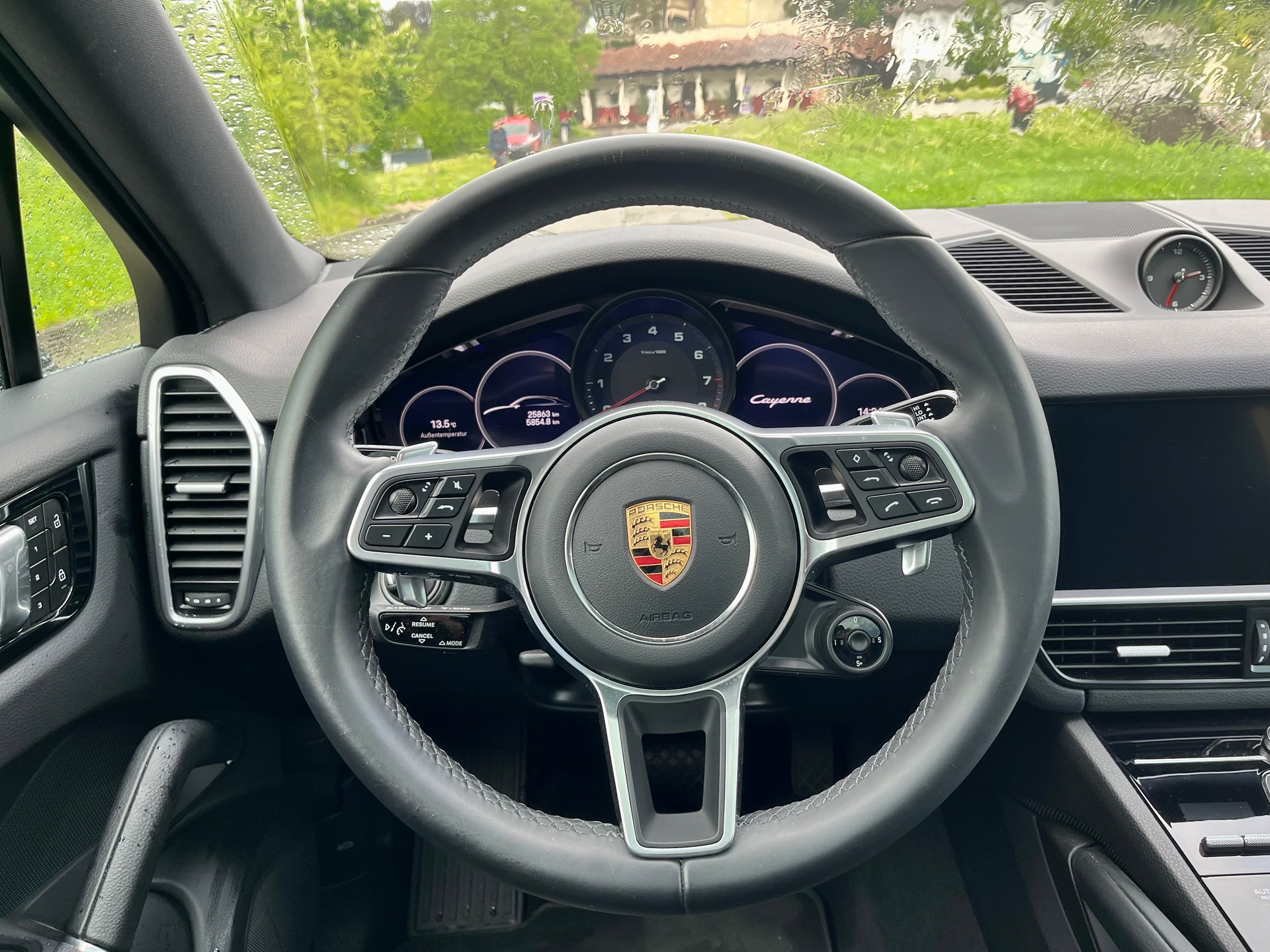 PORSCHE Cayenne Coupé Platinum Edition - 11