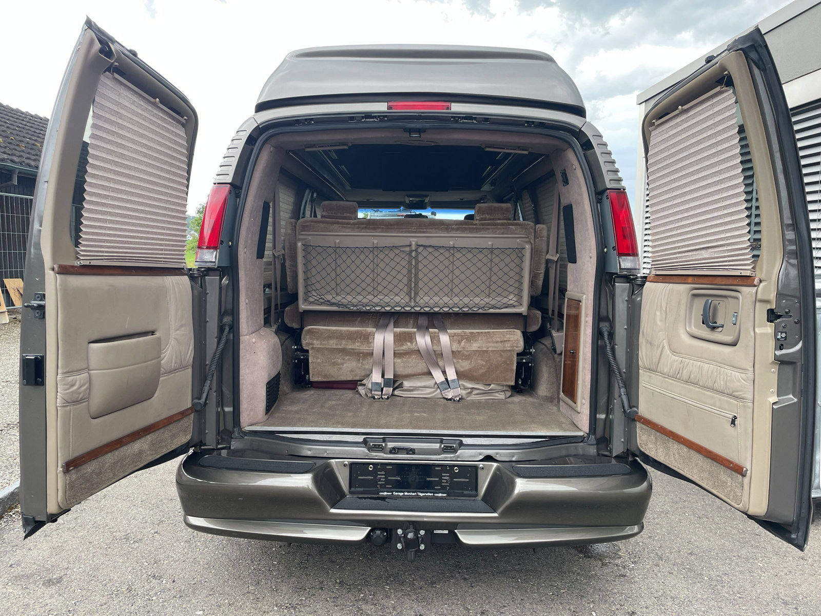 CHEVROLET RV G 2500 - 7