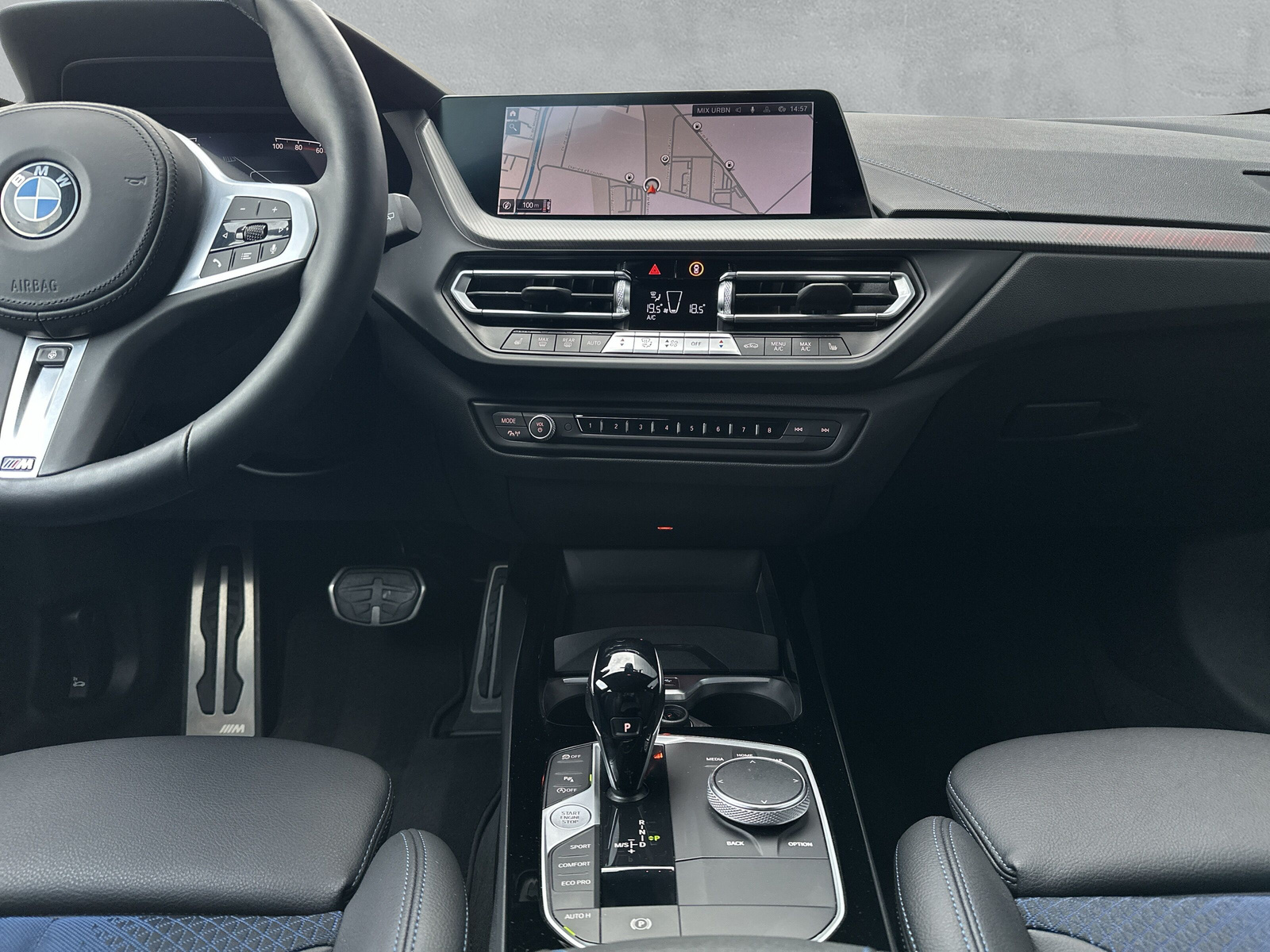 BMW 120i Pure M Sport Steptronic - 14