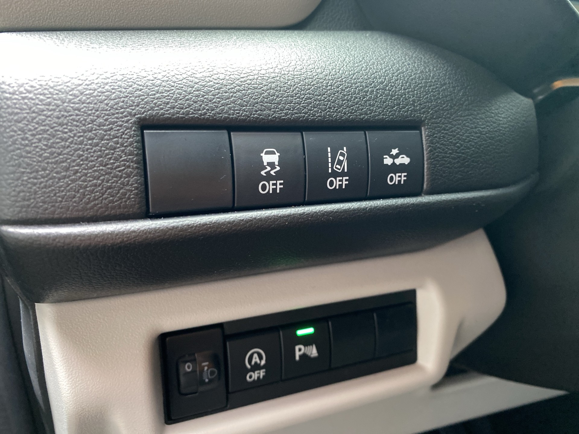 SUZUKI Swift 1.2 Compact Top Hybrid CVT - 16