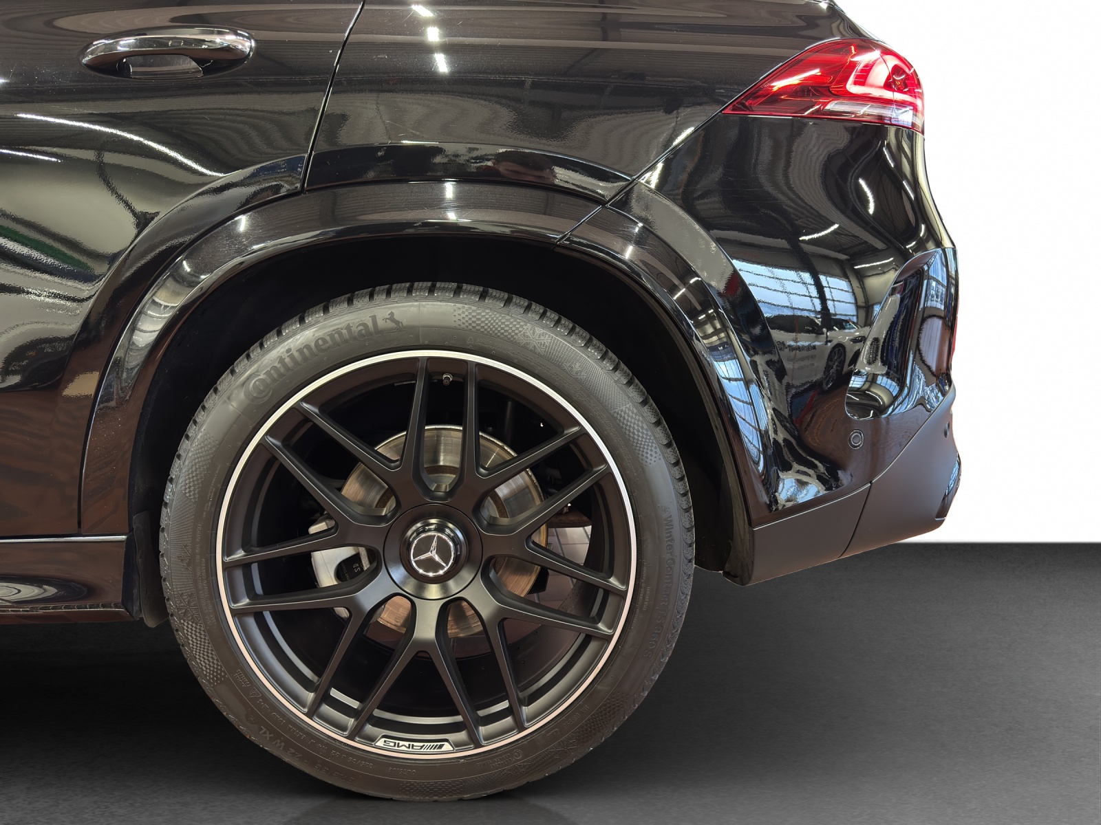 MERCEDES-BENZ GLE 53 AMG 4Matic+ - 23