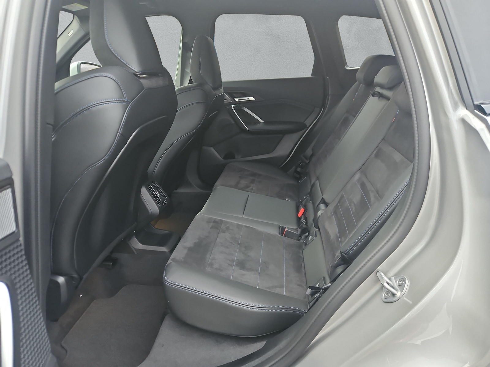 BMW X1 xDrive 20d 48V M Sport - 12