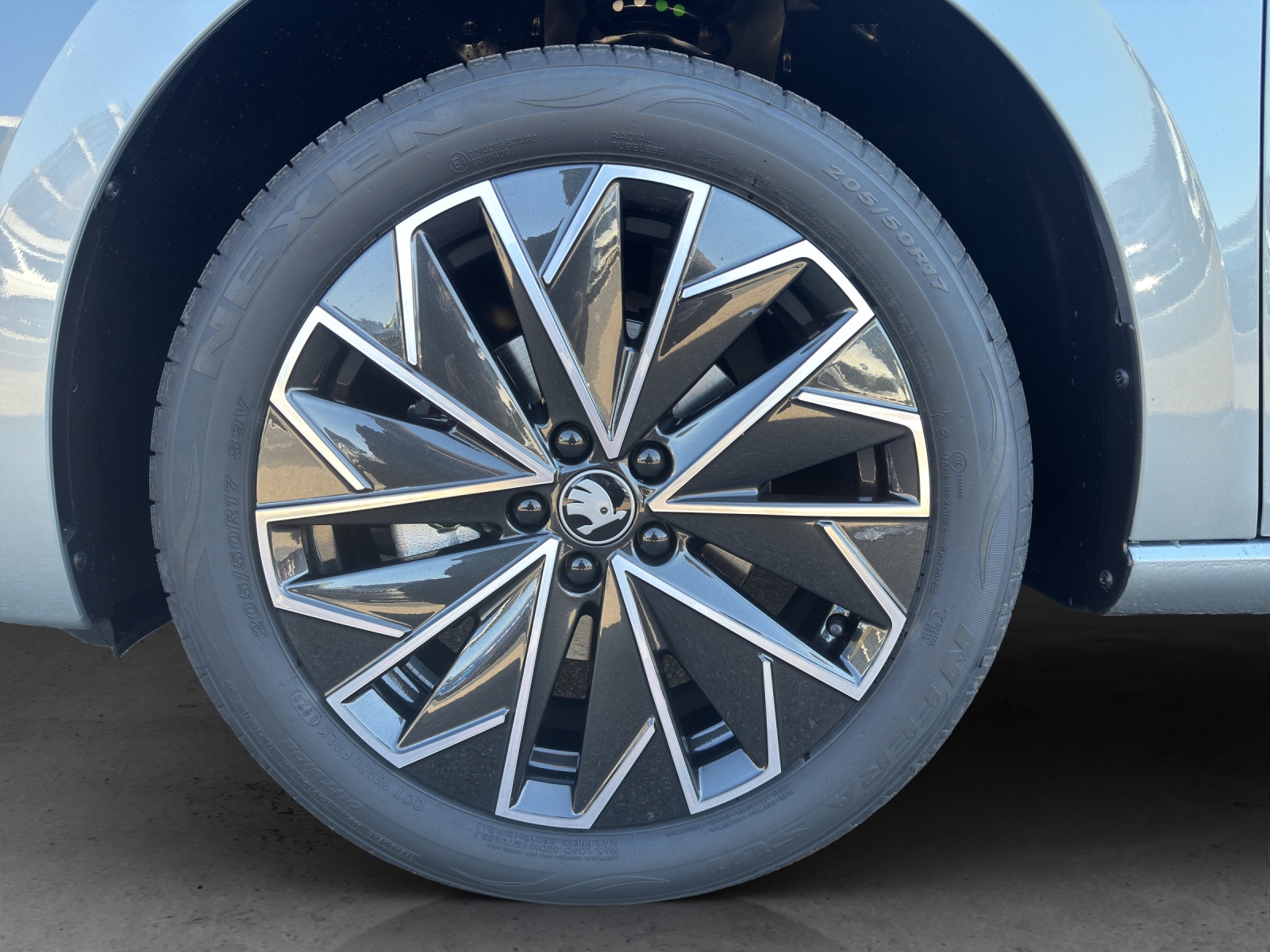 SKODA Scala 1.5 TSI Dynamic DSG - 13