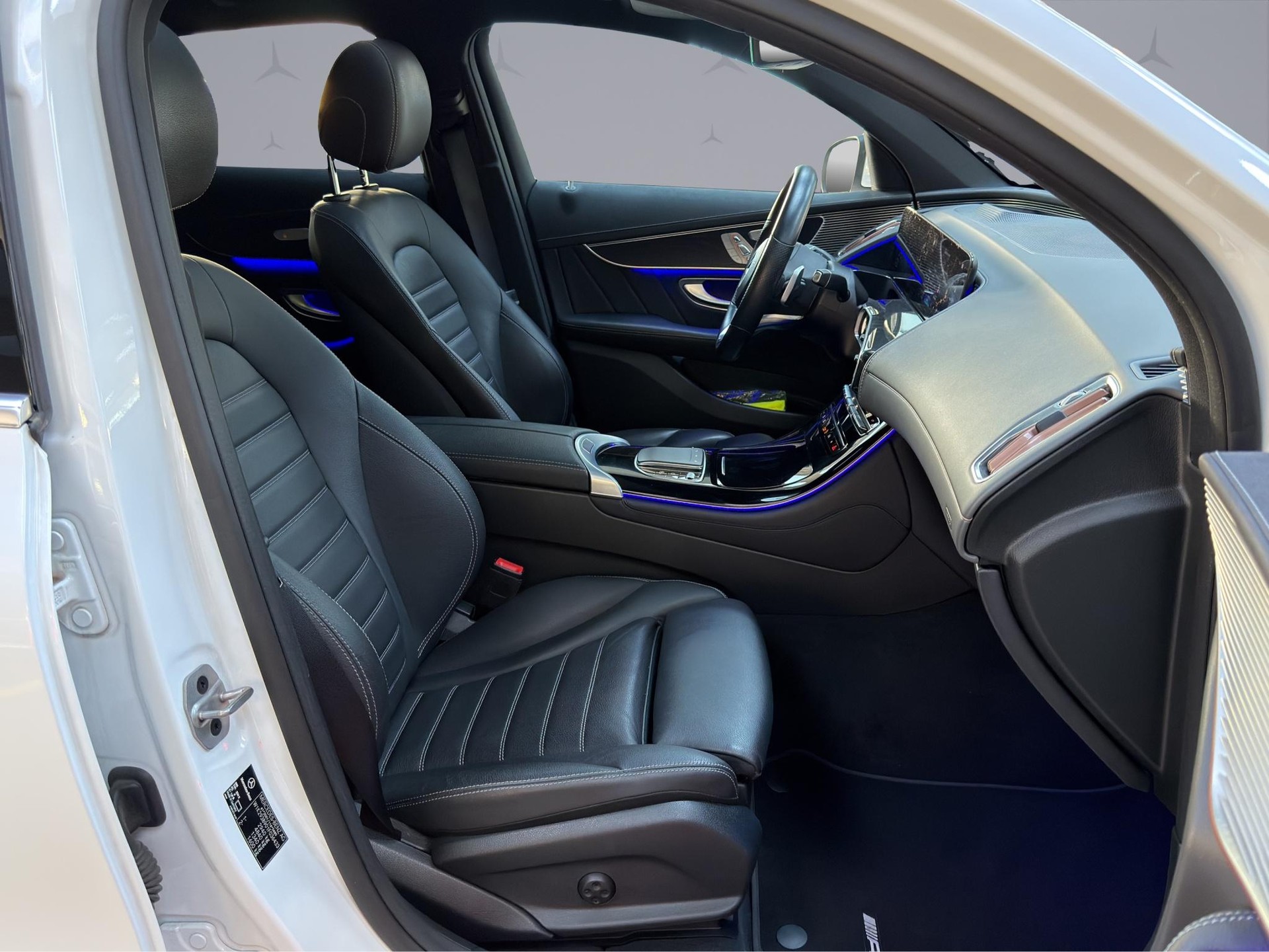 MERCEDES-BENZ EQC 400 4matic - 16