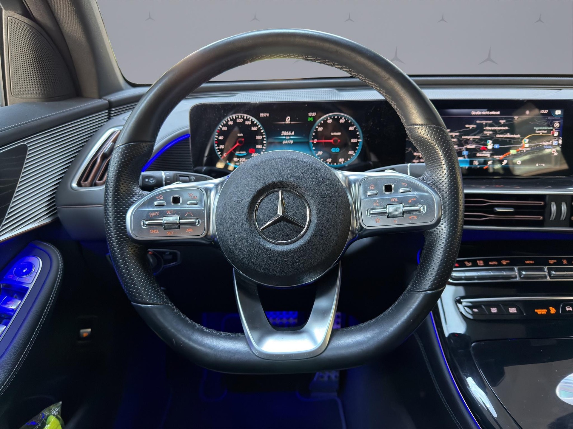 MERCEDES-BENZ EQC 400 4matic - 12