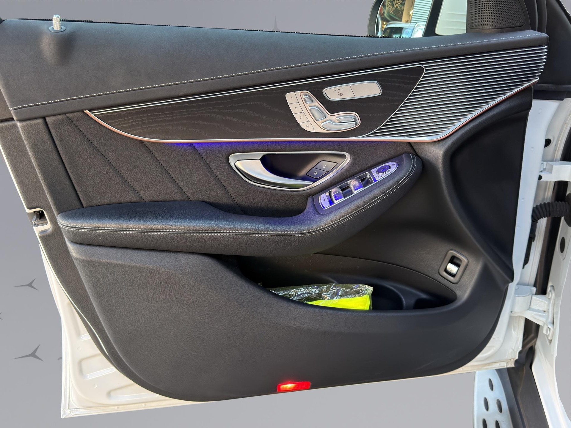 MERCEDES-BENZ EQC 400 4matic - 15