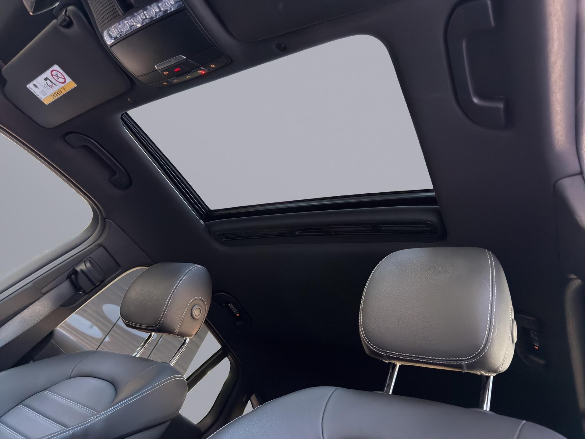 MERCEDES-BENZ EQC 400 4matic - 11