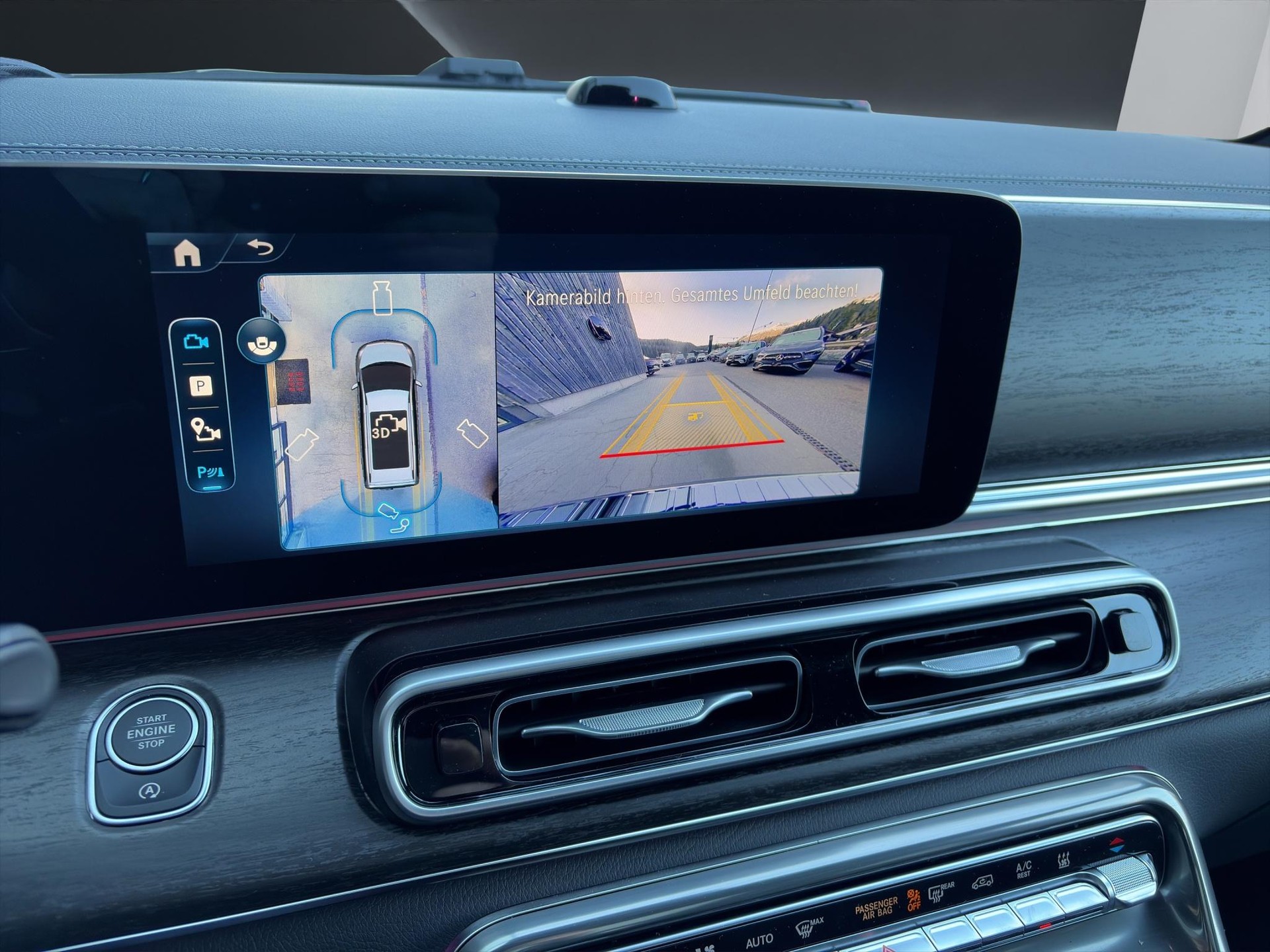 MERCEDES-BENZ V 300 d Swiss Ed. lang 4matic Van - 12