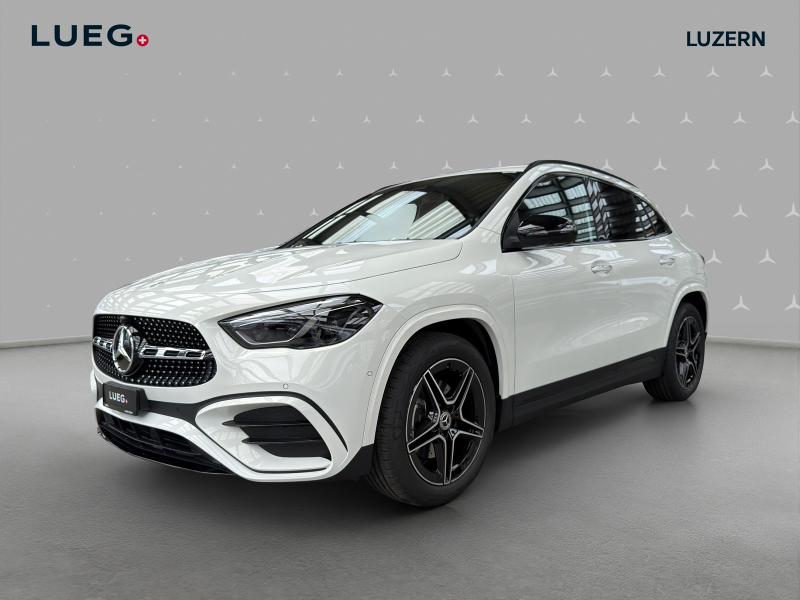 MERCEDES-BENZ GLA 200 Night Star 7G-DCT