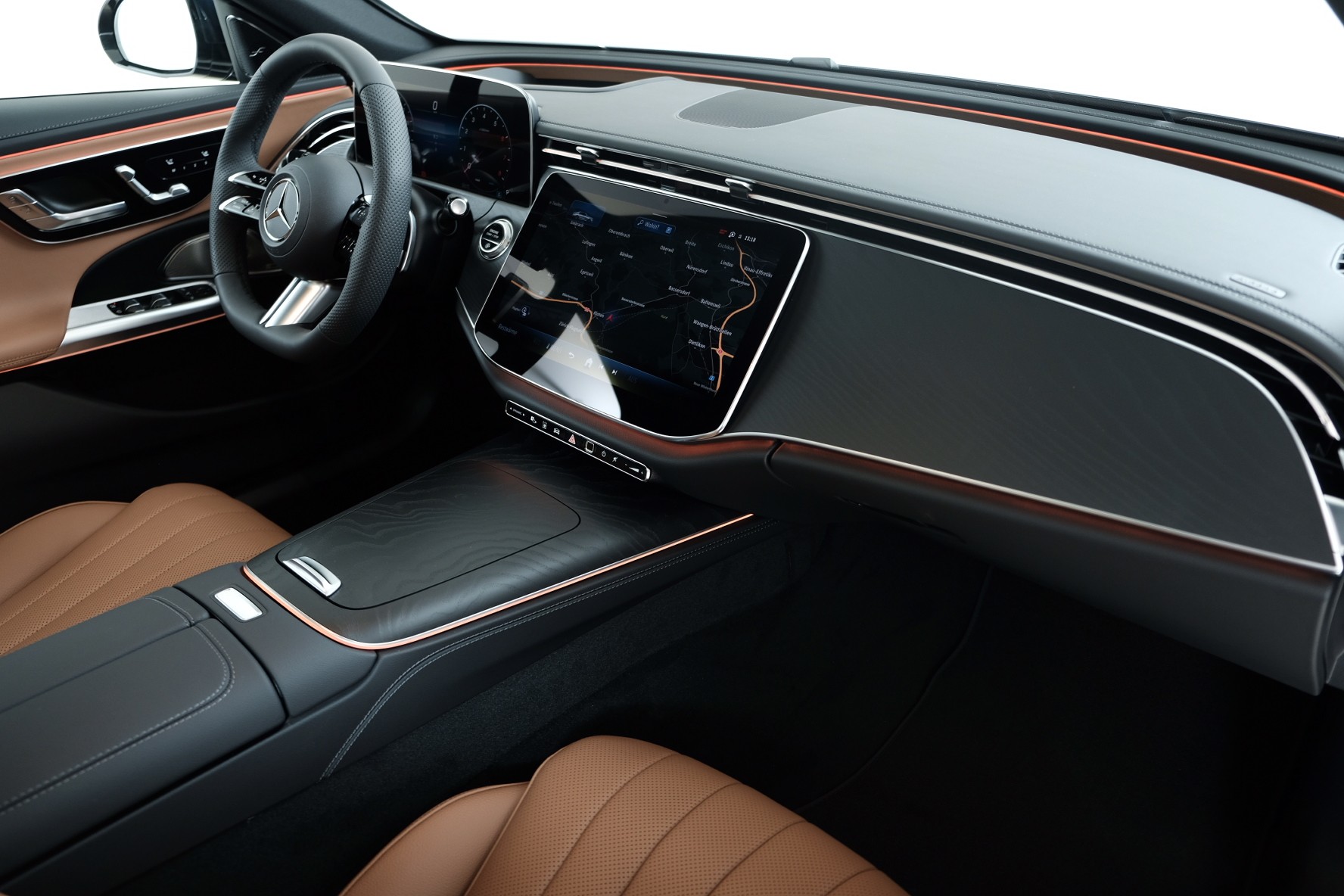MERCEDES-BENZ E 450 9G-Tronic 4Matic - 6